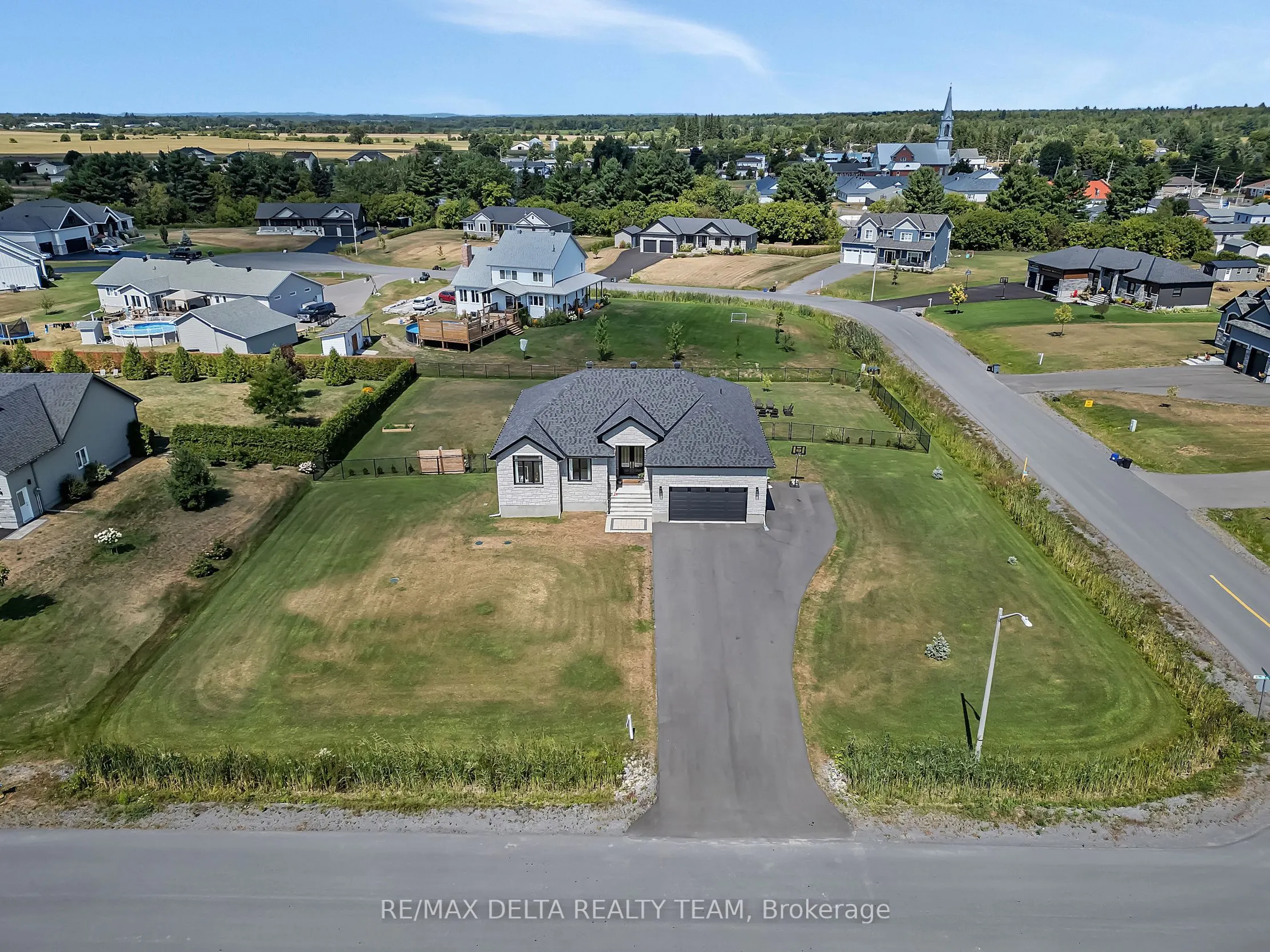 138 Des Tulipes Street