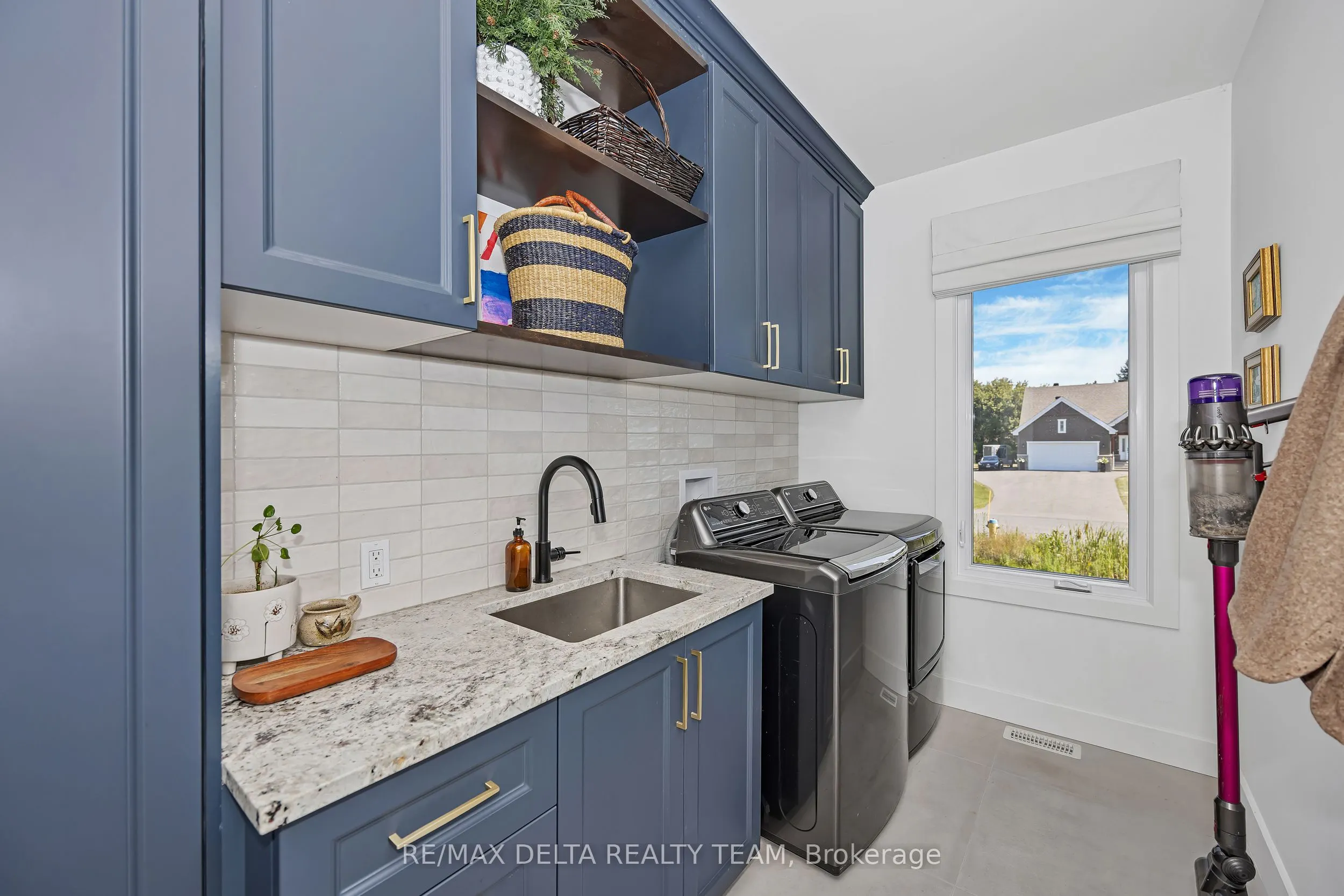 138 Des Tulipes Street