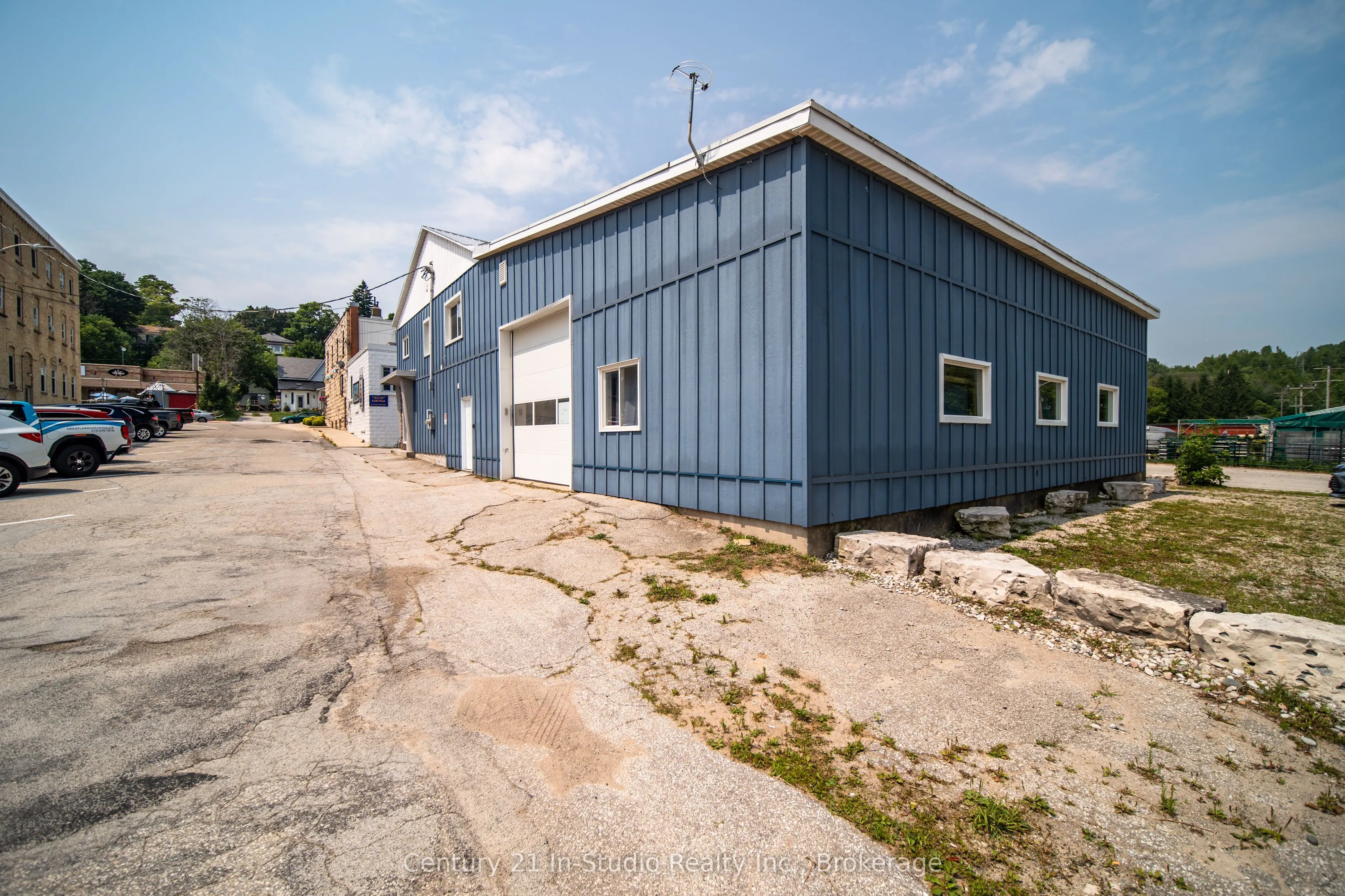 340 Boyd Street