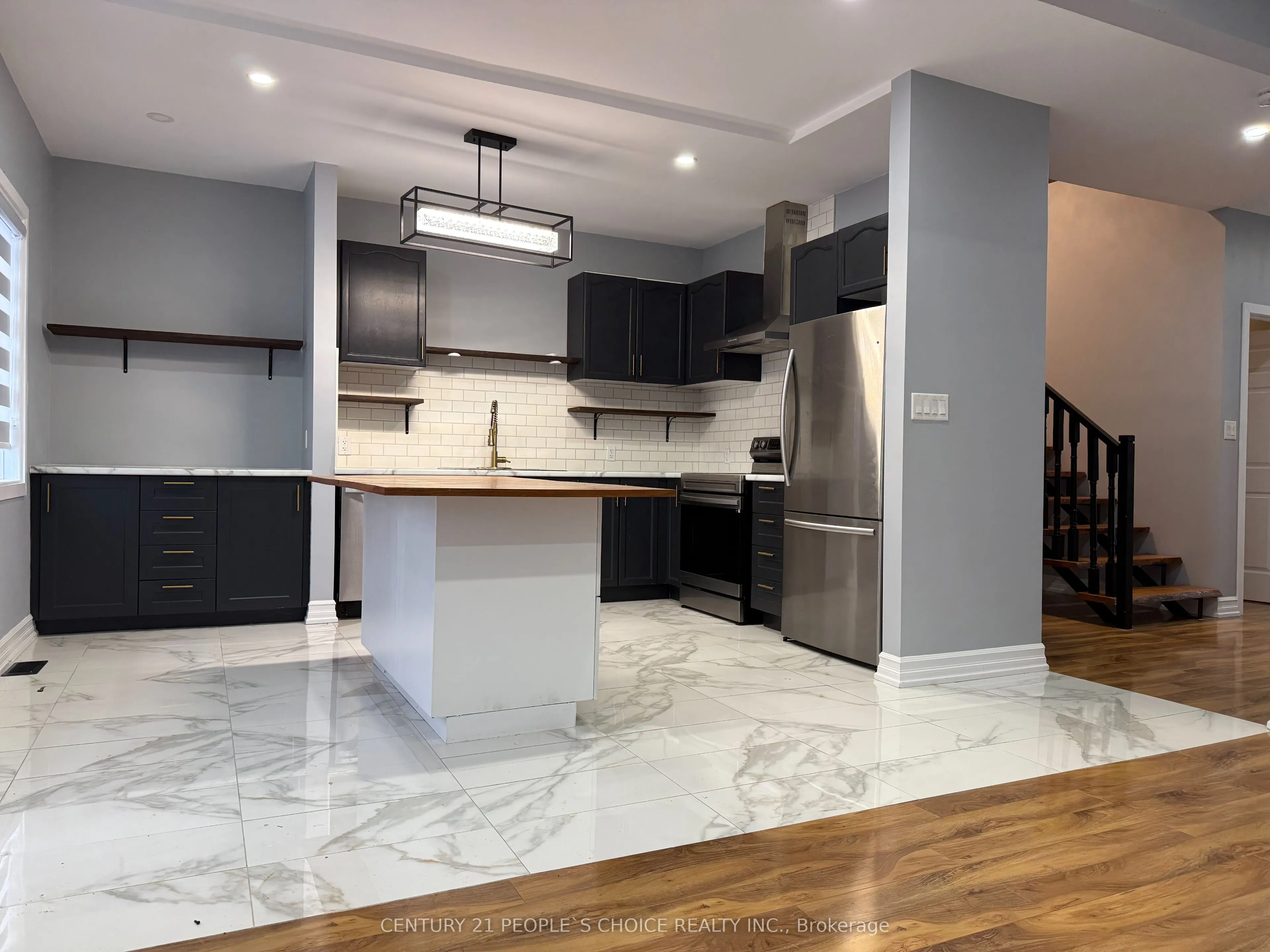 280 Cambridge Road W