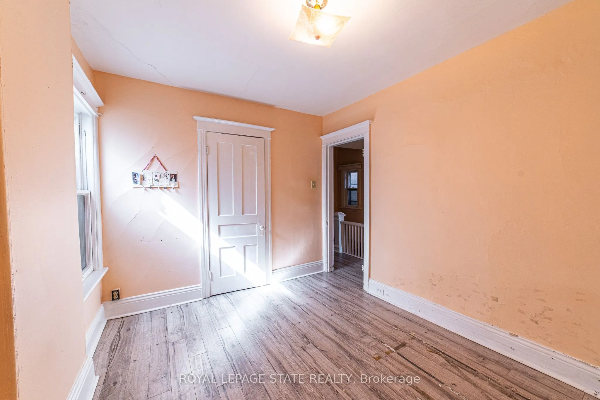 35 Sherman Avenue N
