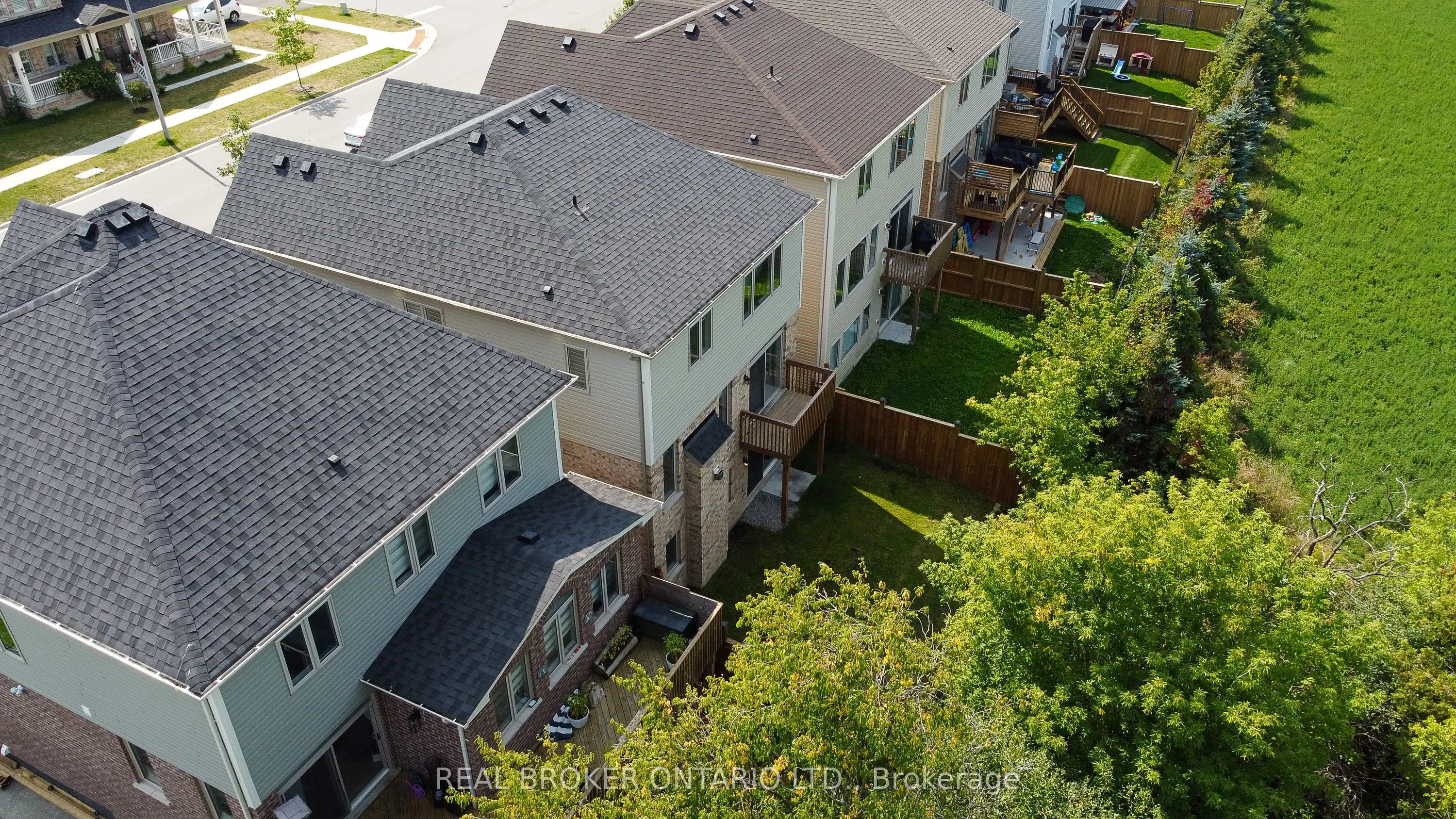 180 Edgar Bonner Avenue