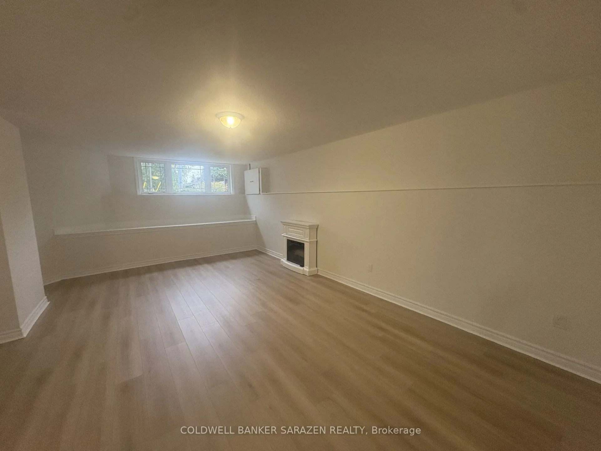 88 Thomas Street S, #B