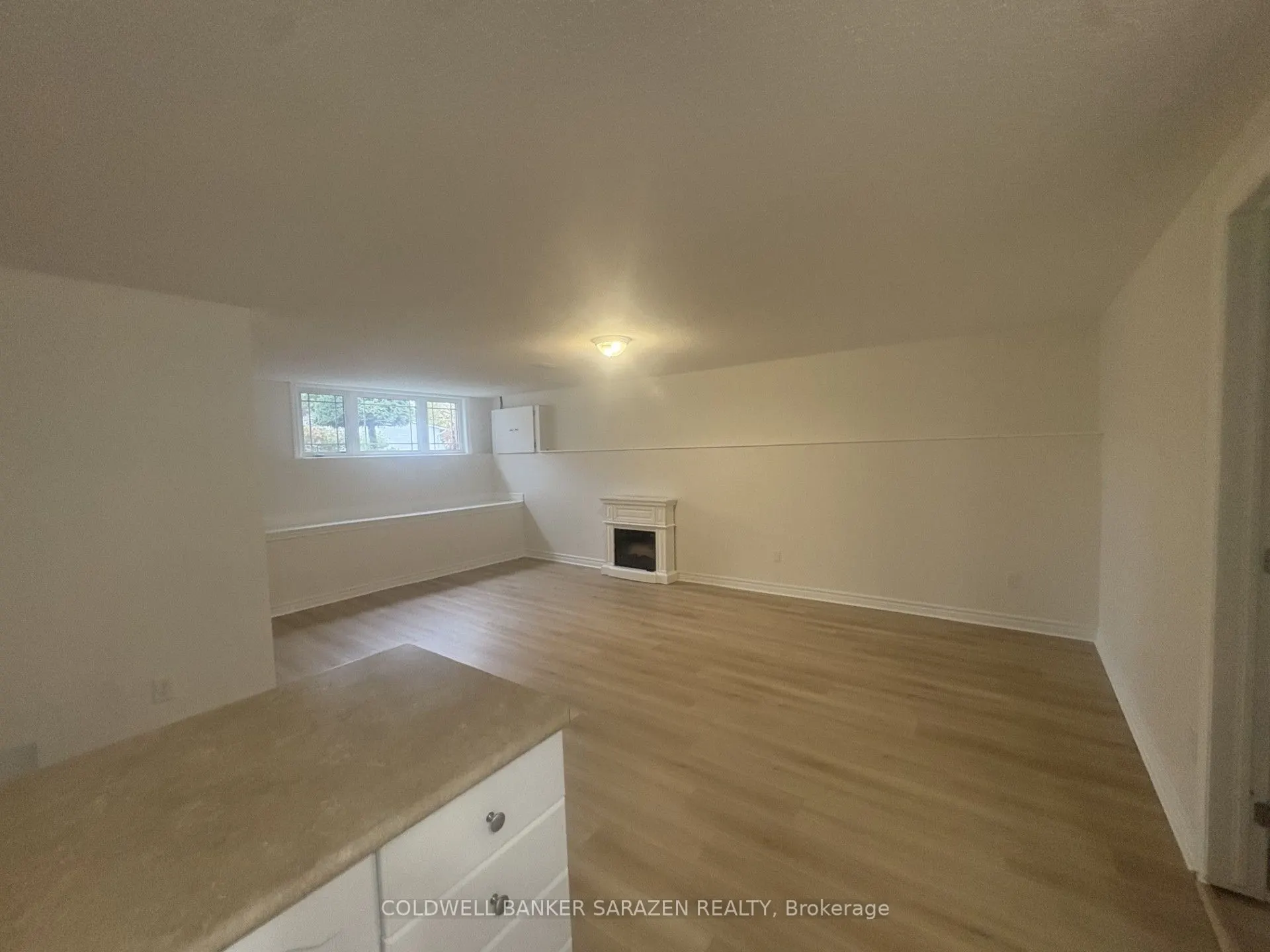 88 Thomas Street S, #B