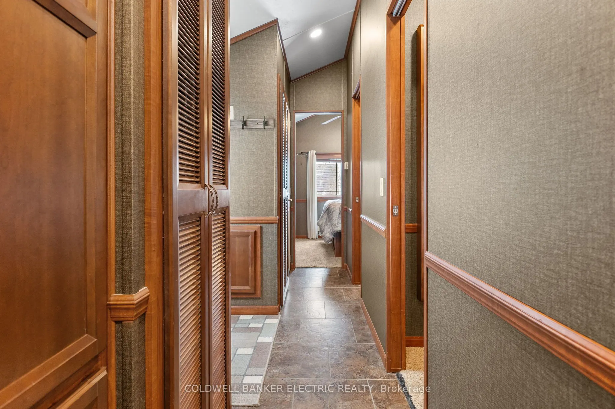 5139 Halstead Beach Road, #485B
