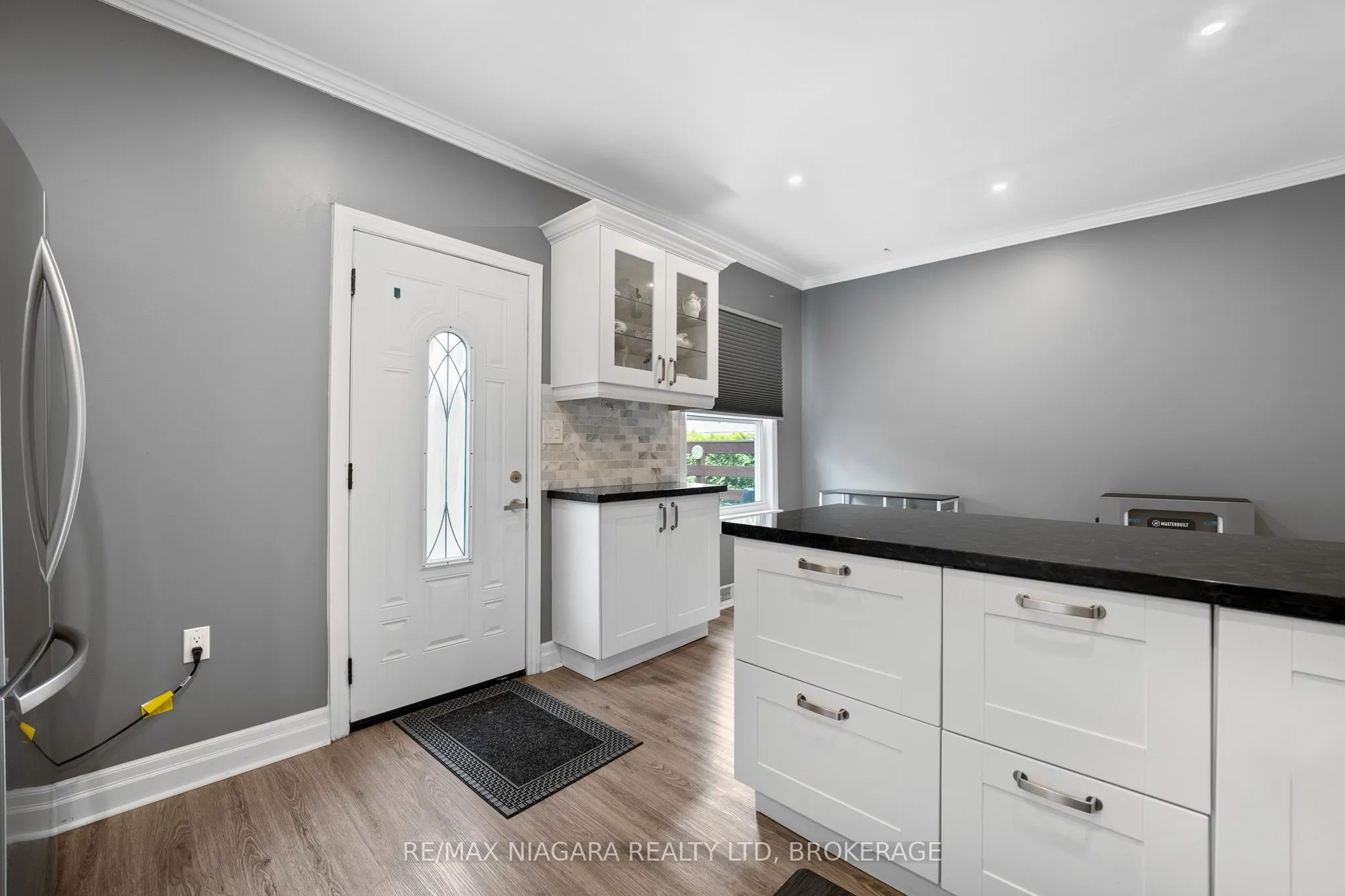 2969-2971 Portage Road