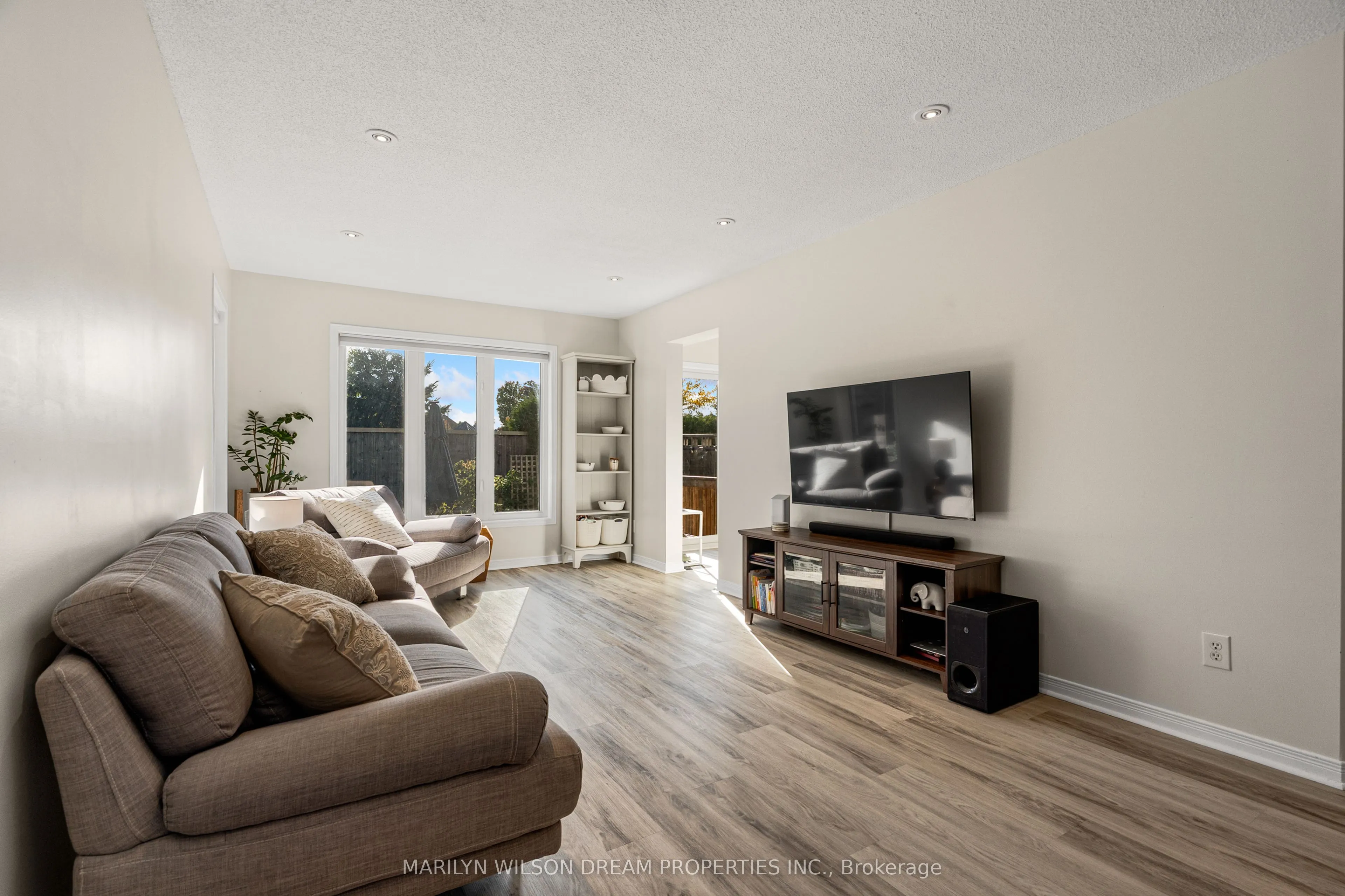 1127 Marconi Avenue