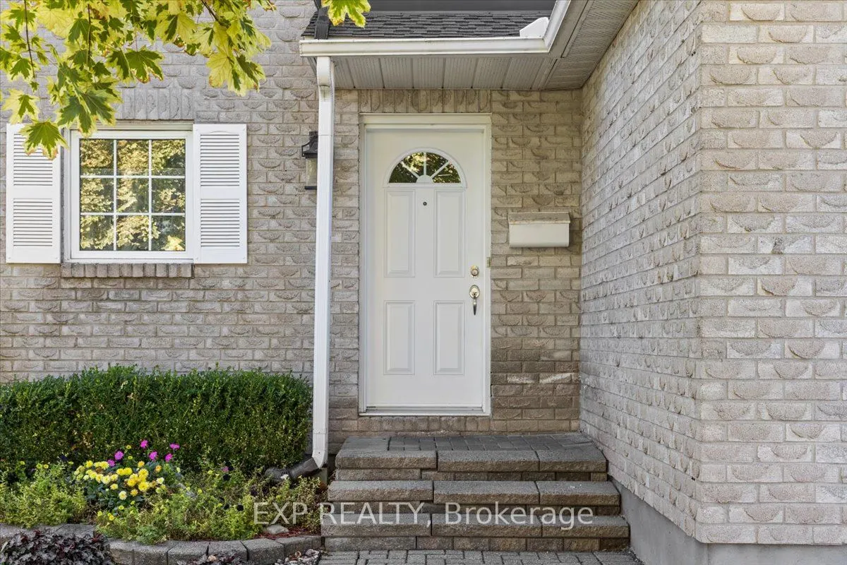 1678 Boisbriand Crescent