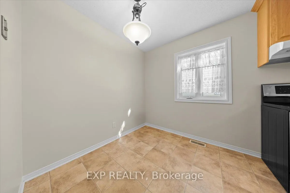 1678 Boisbriand Crescent