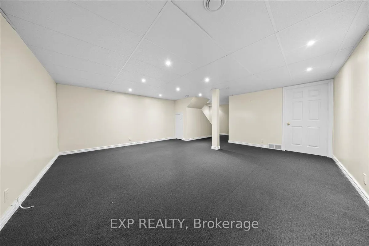 1678 Boisbriand Crescent
