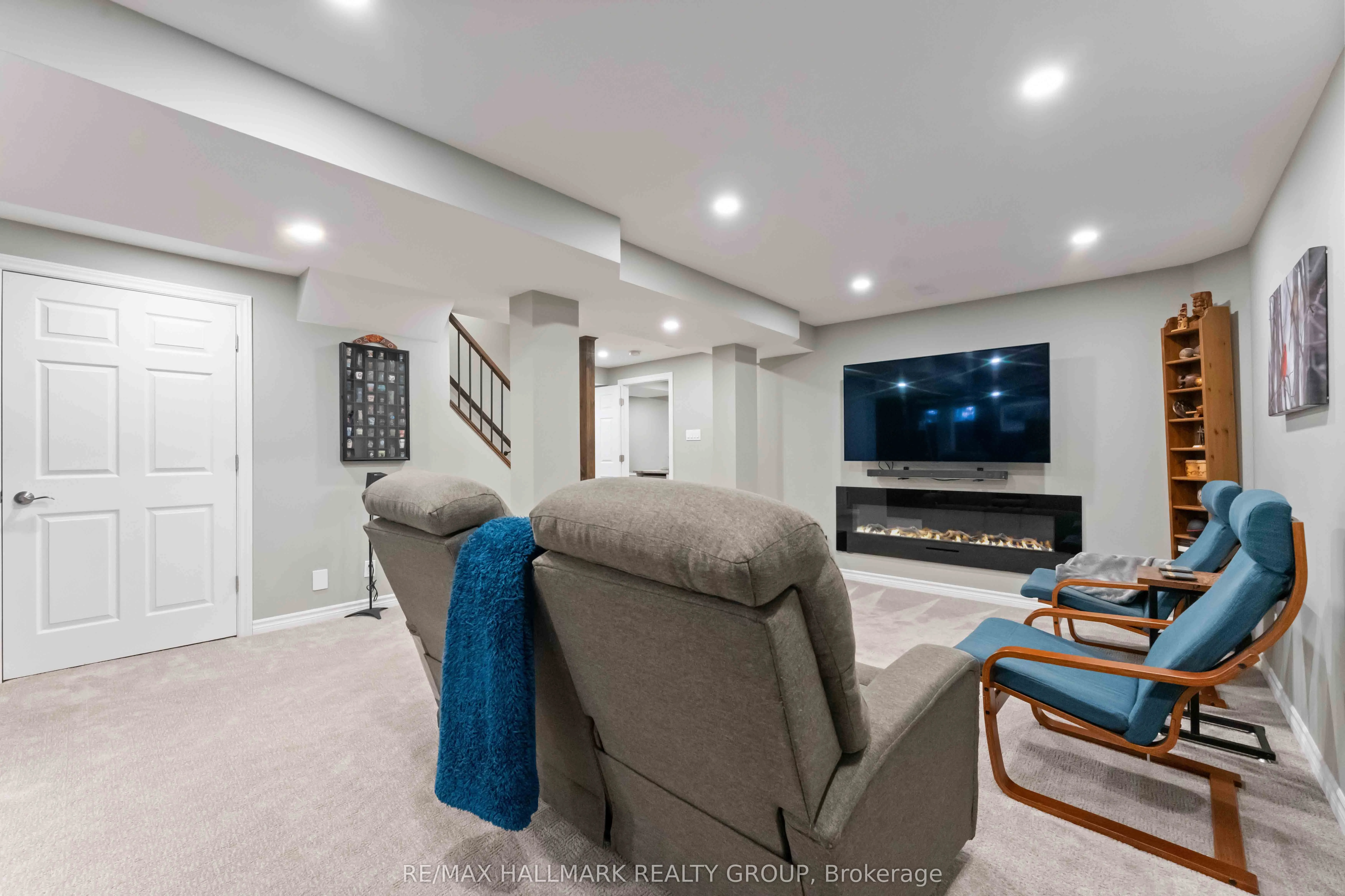 91 Borealis Crescent