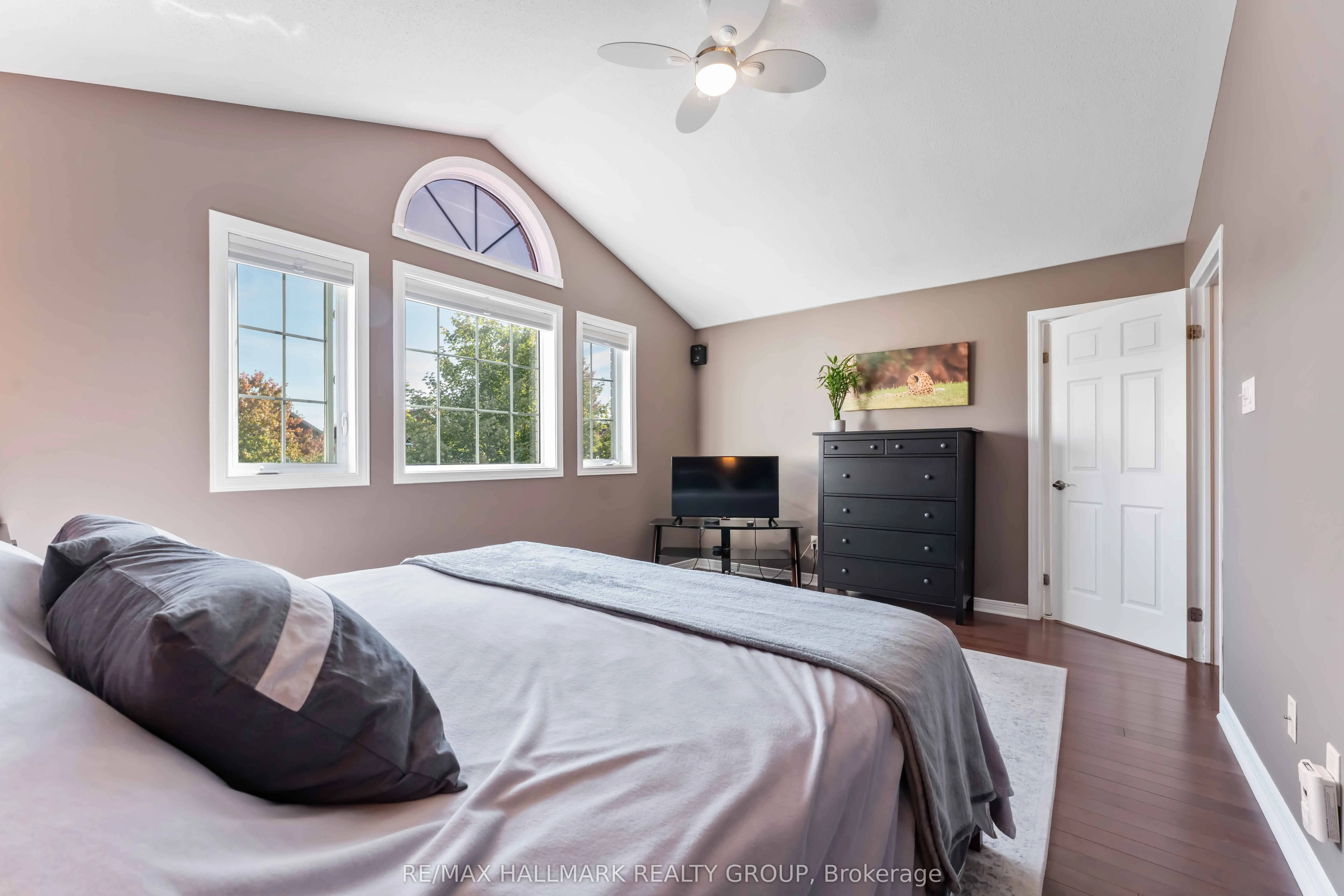 91 Borealis Crescent