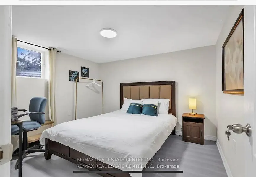 15 Chelsea Road, #BASEMENT