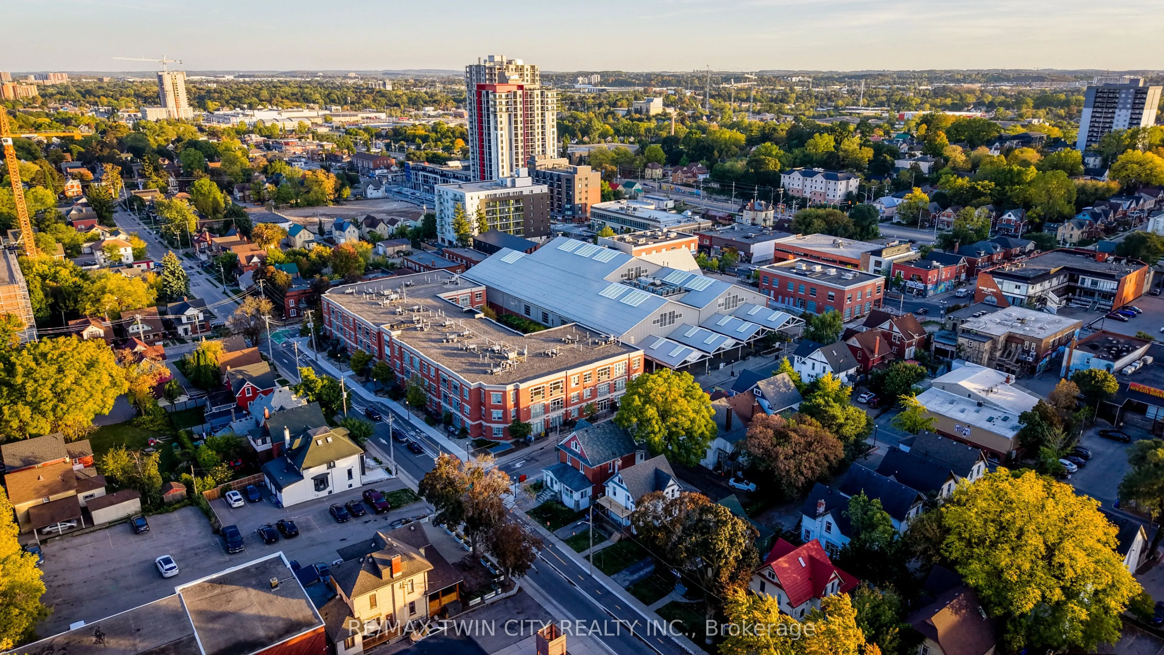 165 Duke Street E, #105