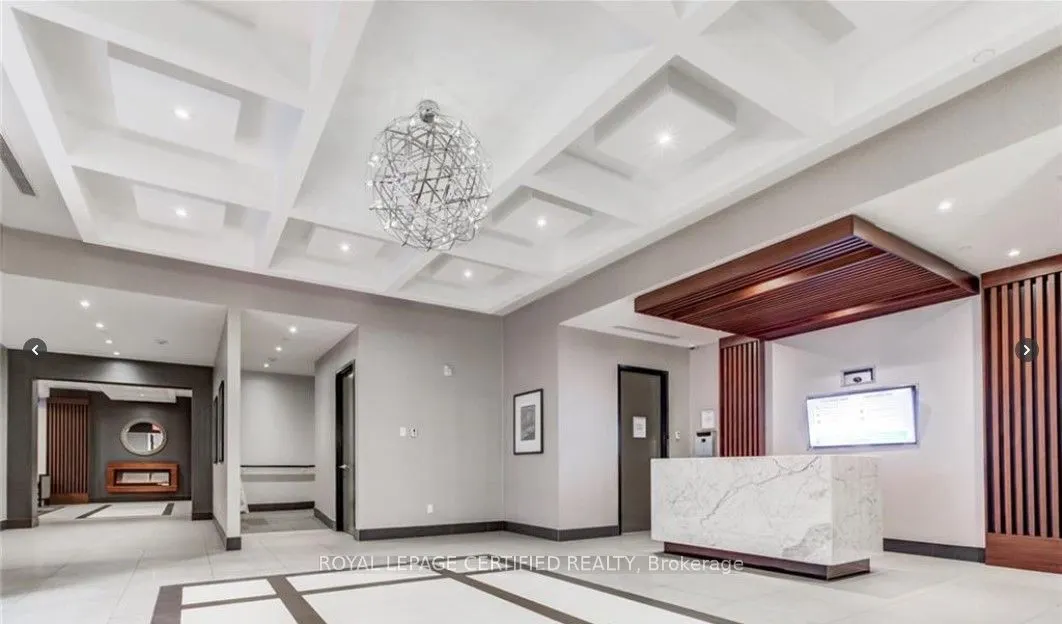 150 Main Street W, #1213