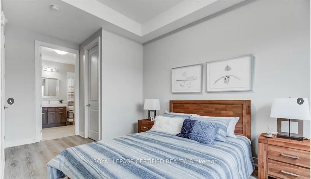 150 Main Street W, #1213