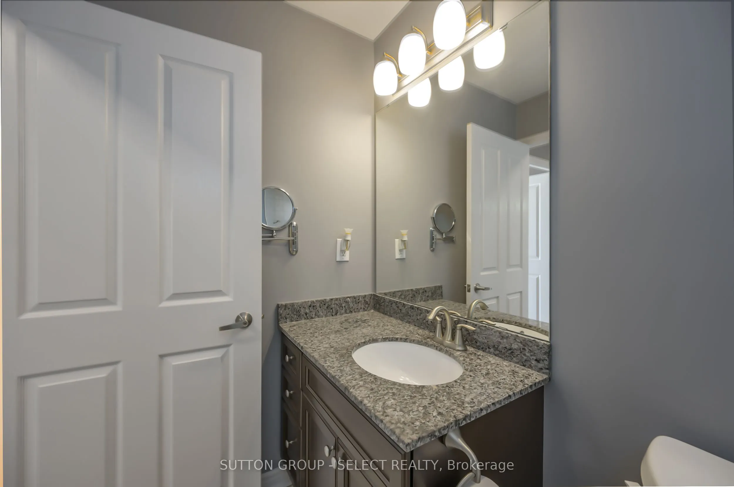 1030 Coronation Drive, #303