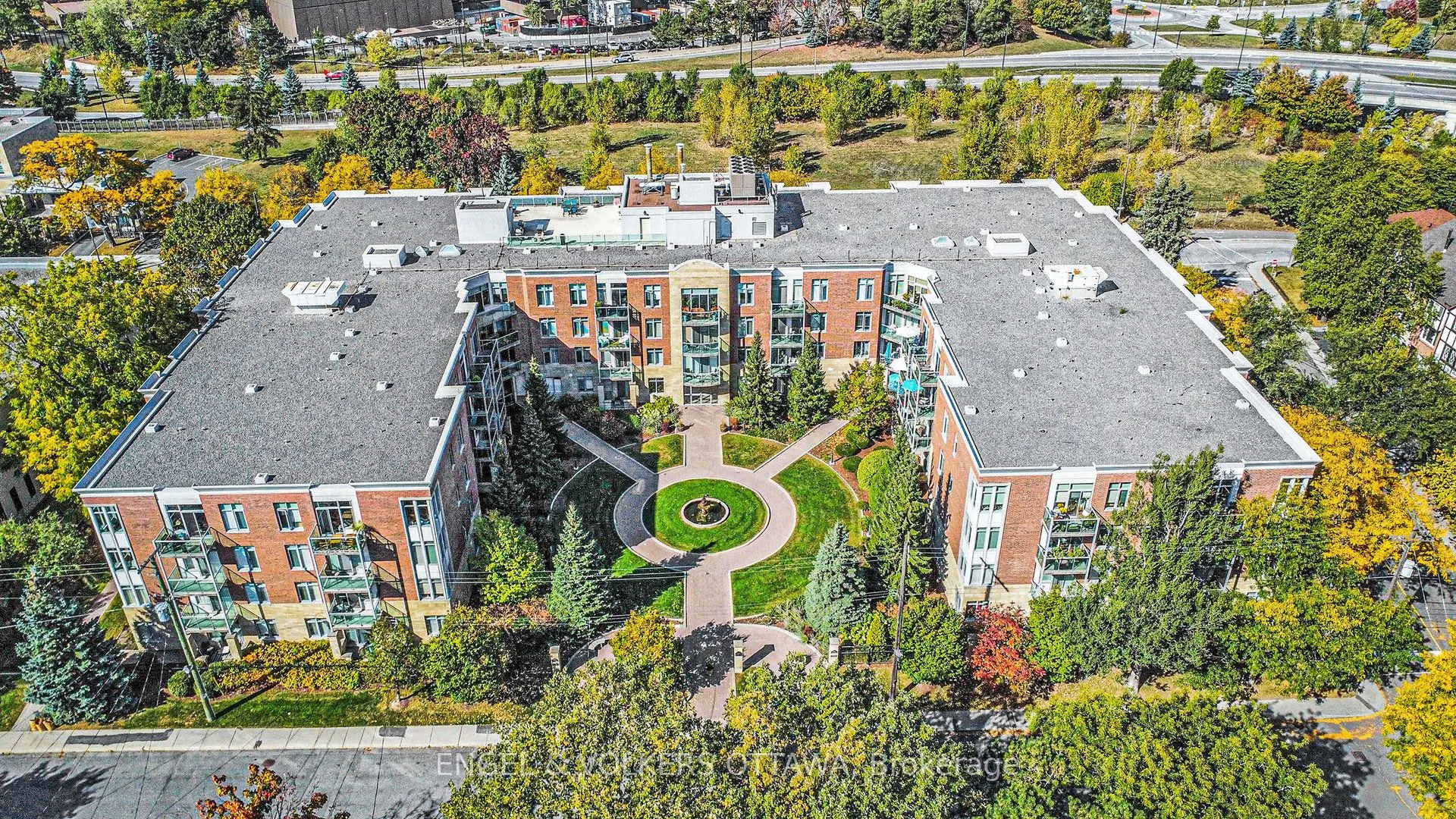 205 Bolton Street, #313