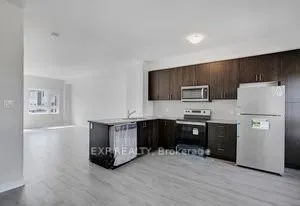 51 Sparrow Avenue E, #91