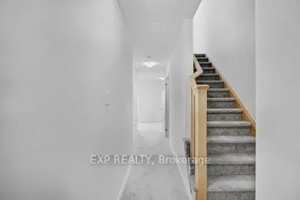 51 Sparrow Avenue E, #91