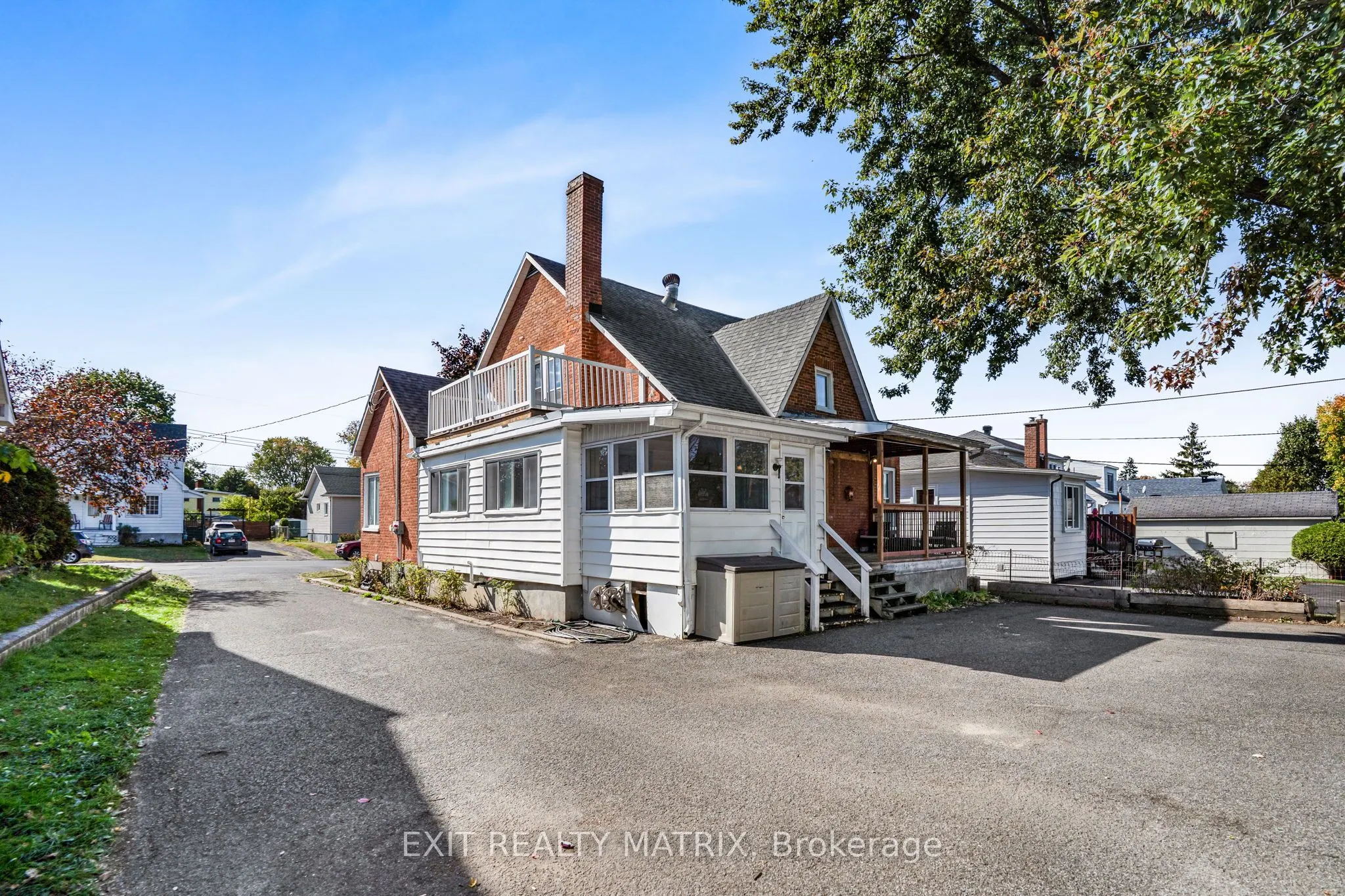 453 Garneau Street