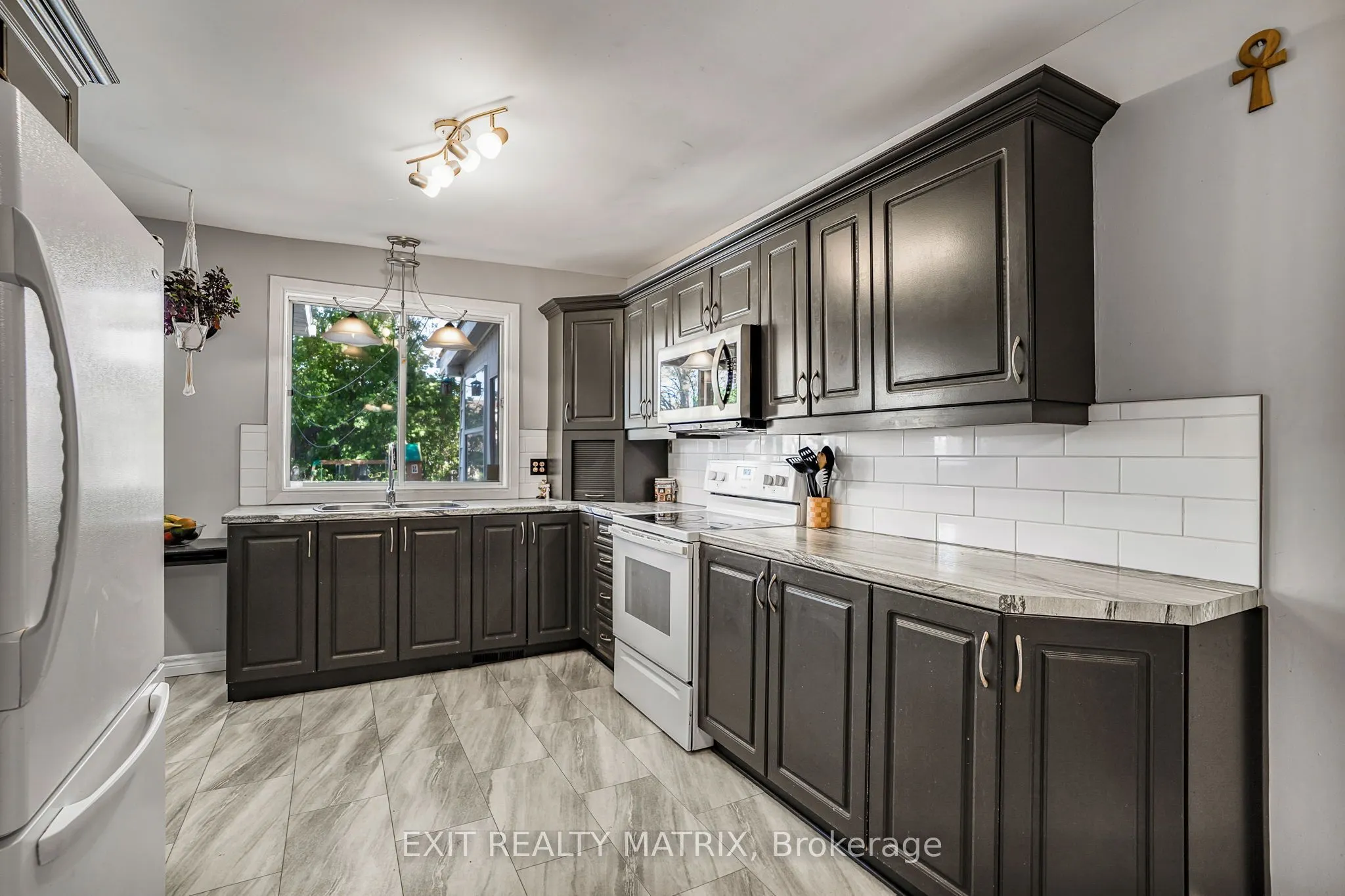 453 Garneau Street