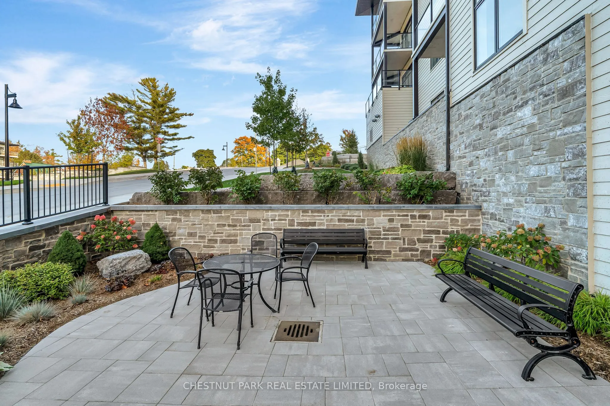17 Cleave Avenue, #102