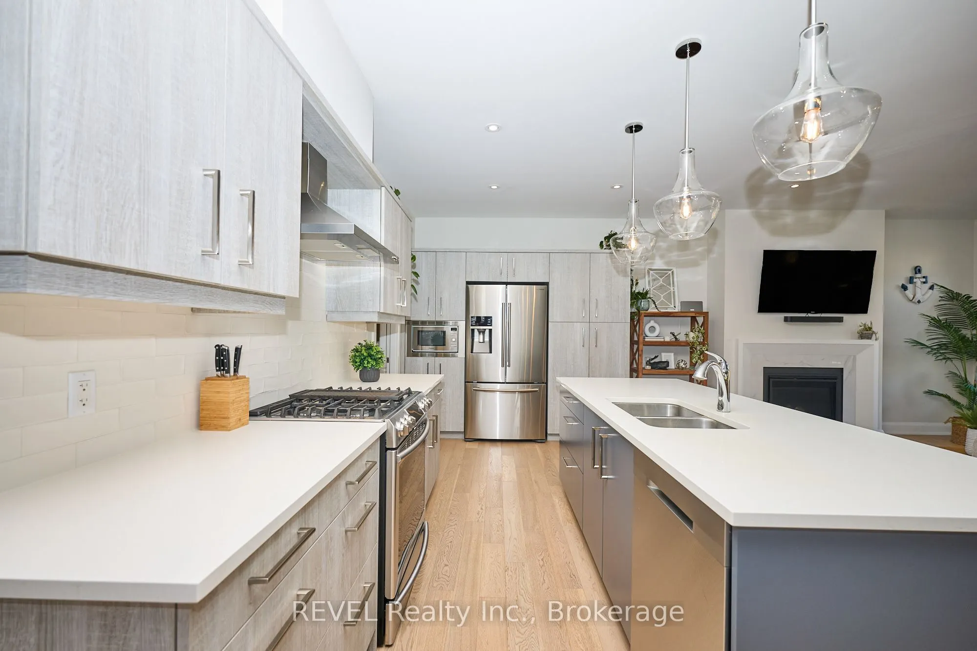 9245 Shoveller Drive, #19