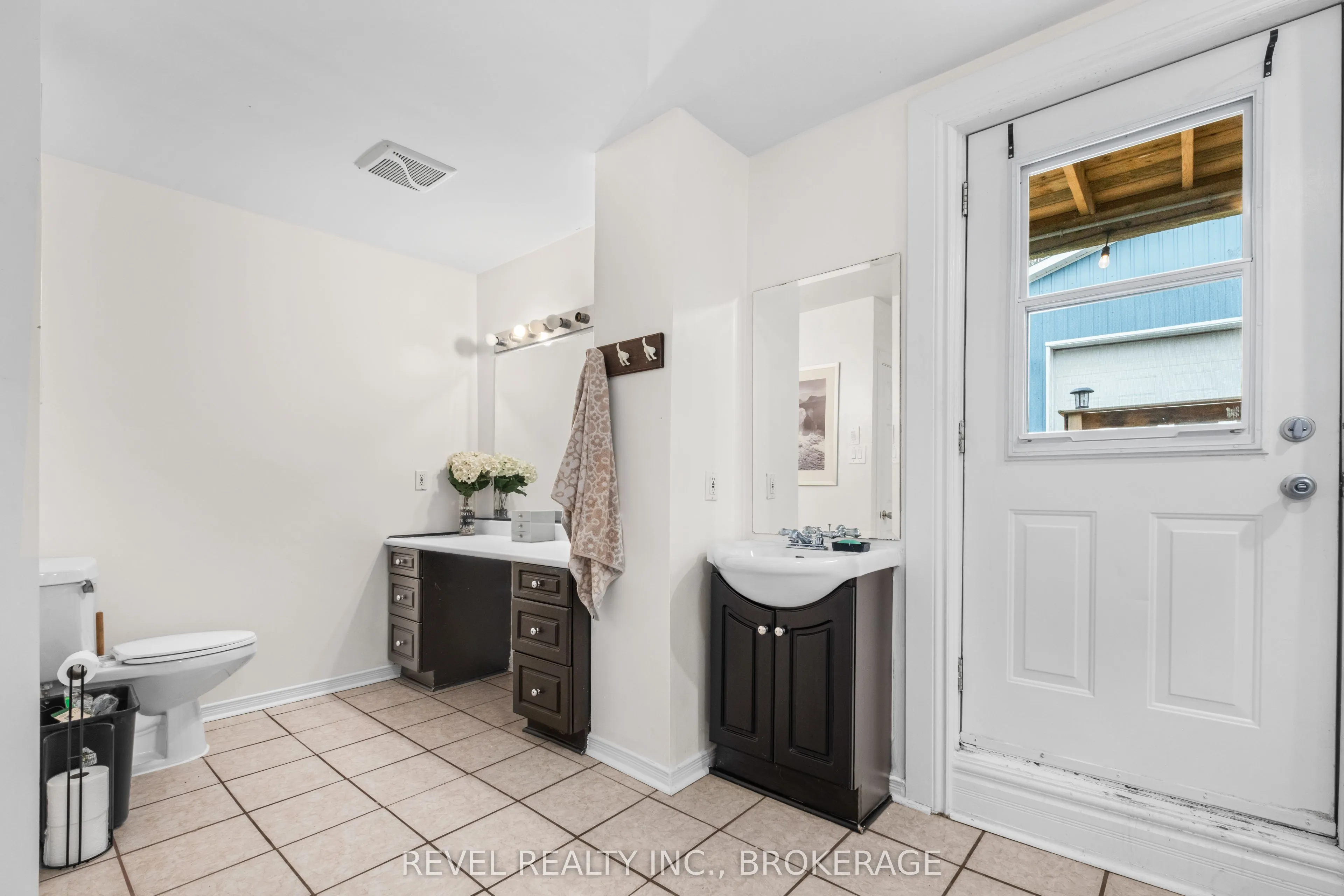 4221 Bath Road