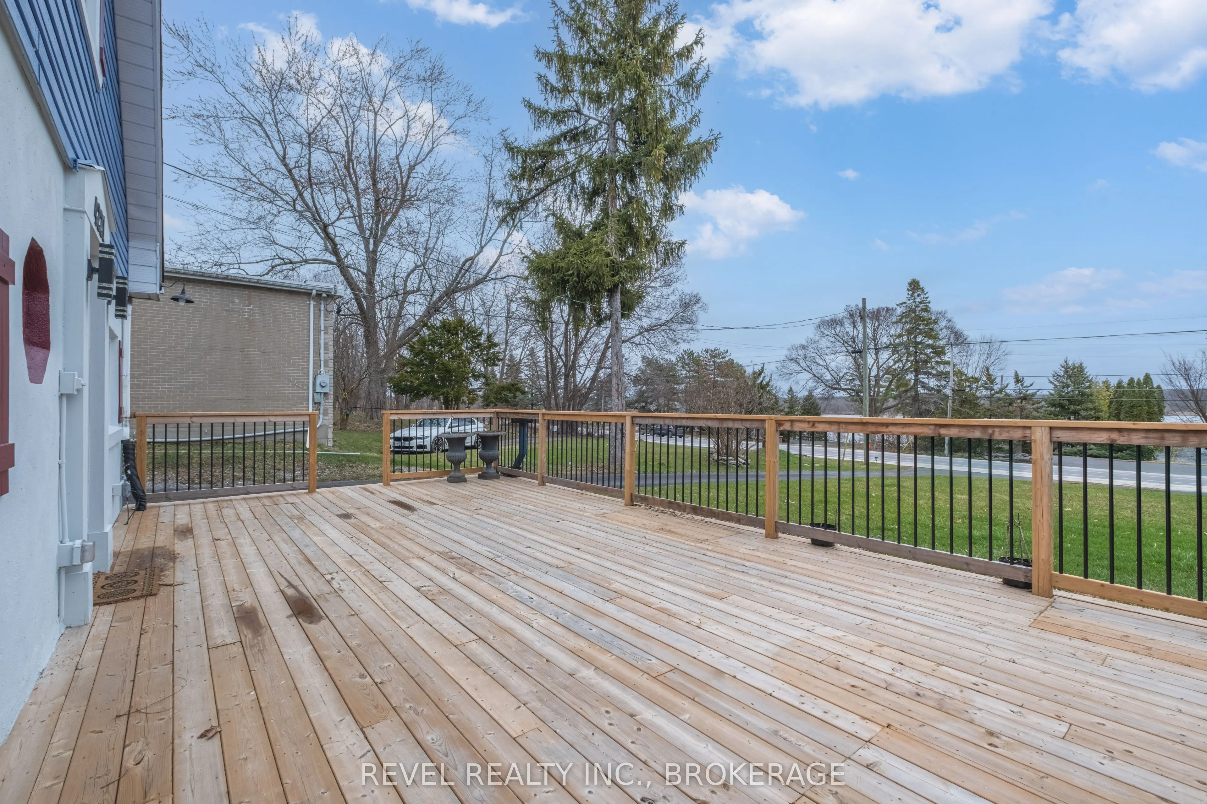 4221 Bath Road