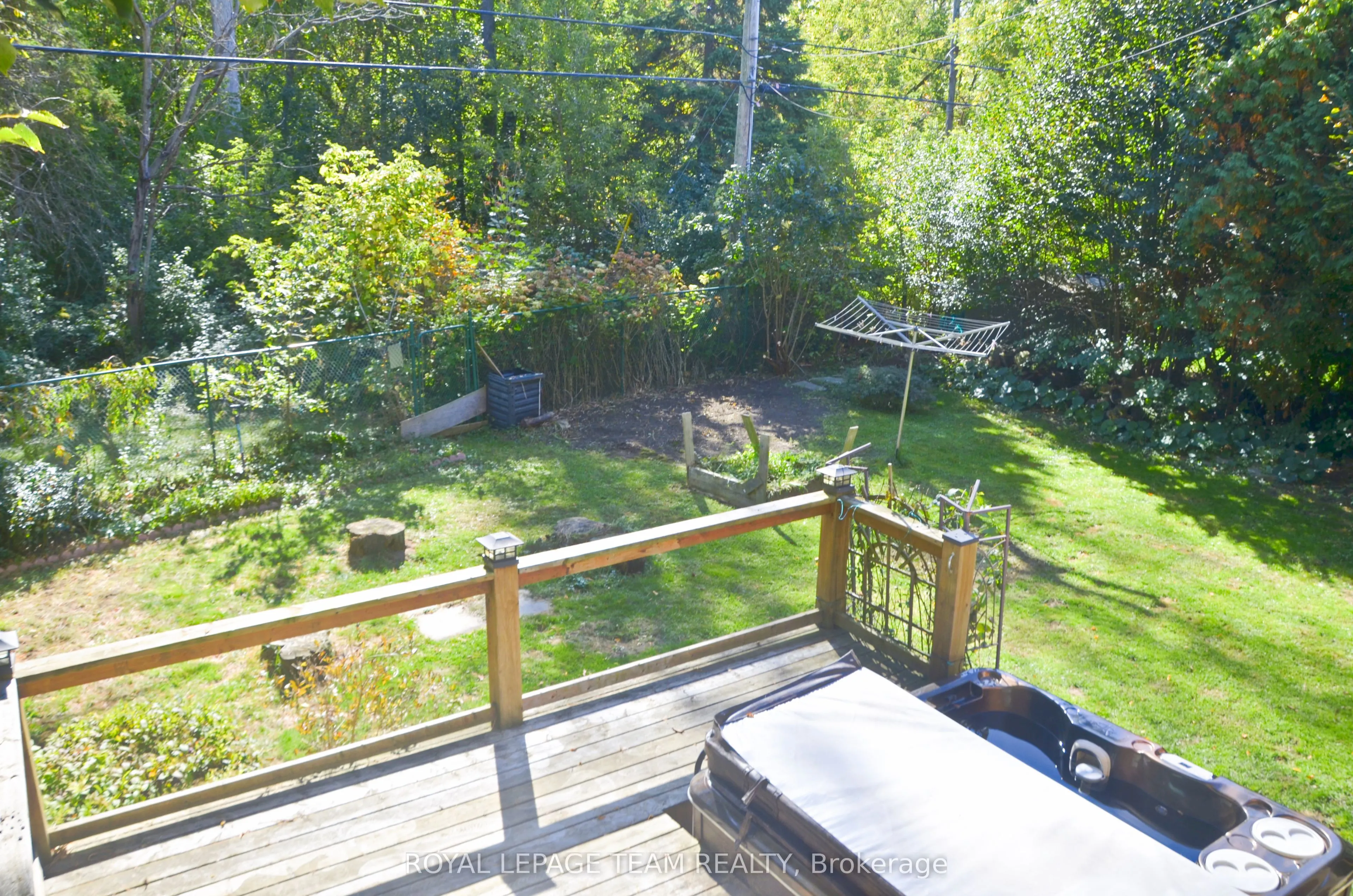 209 Reynolds Drive E