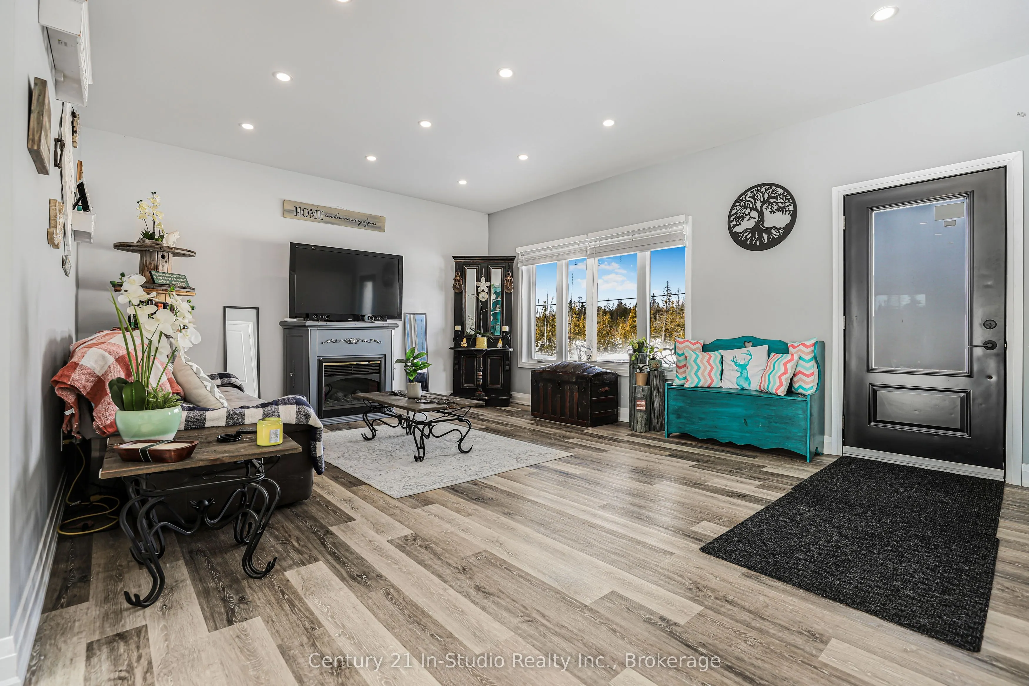621 Lindsay Road 30 Road