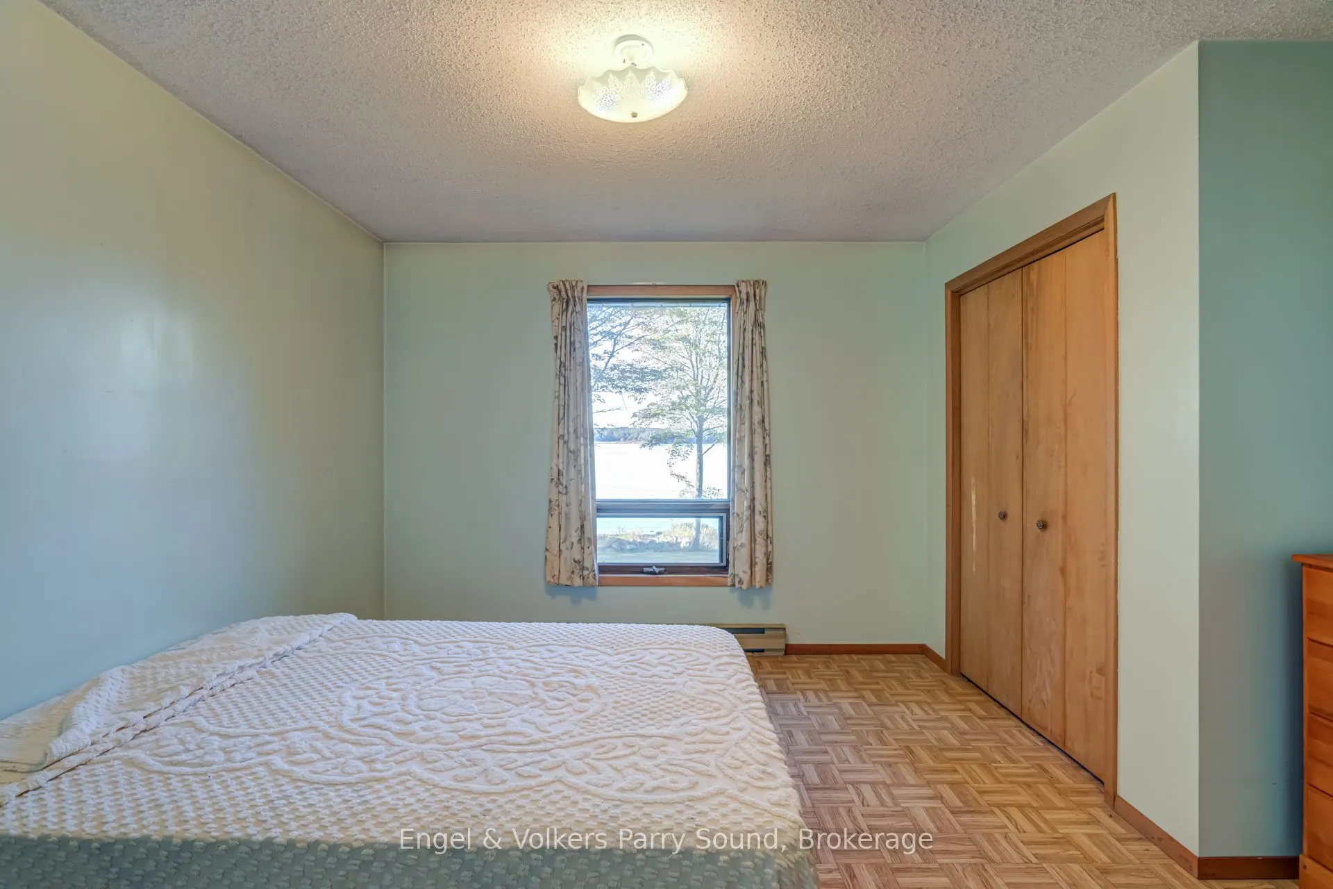 5 Beech Avenue