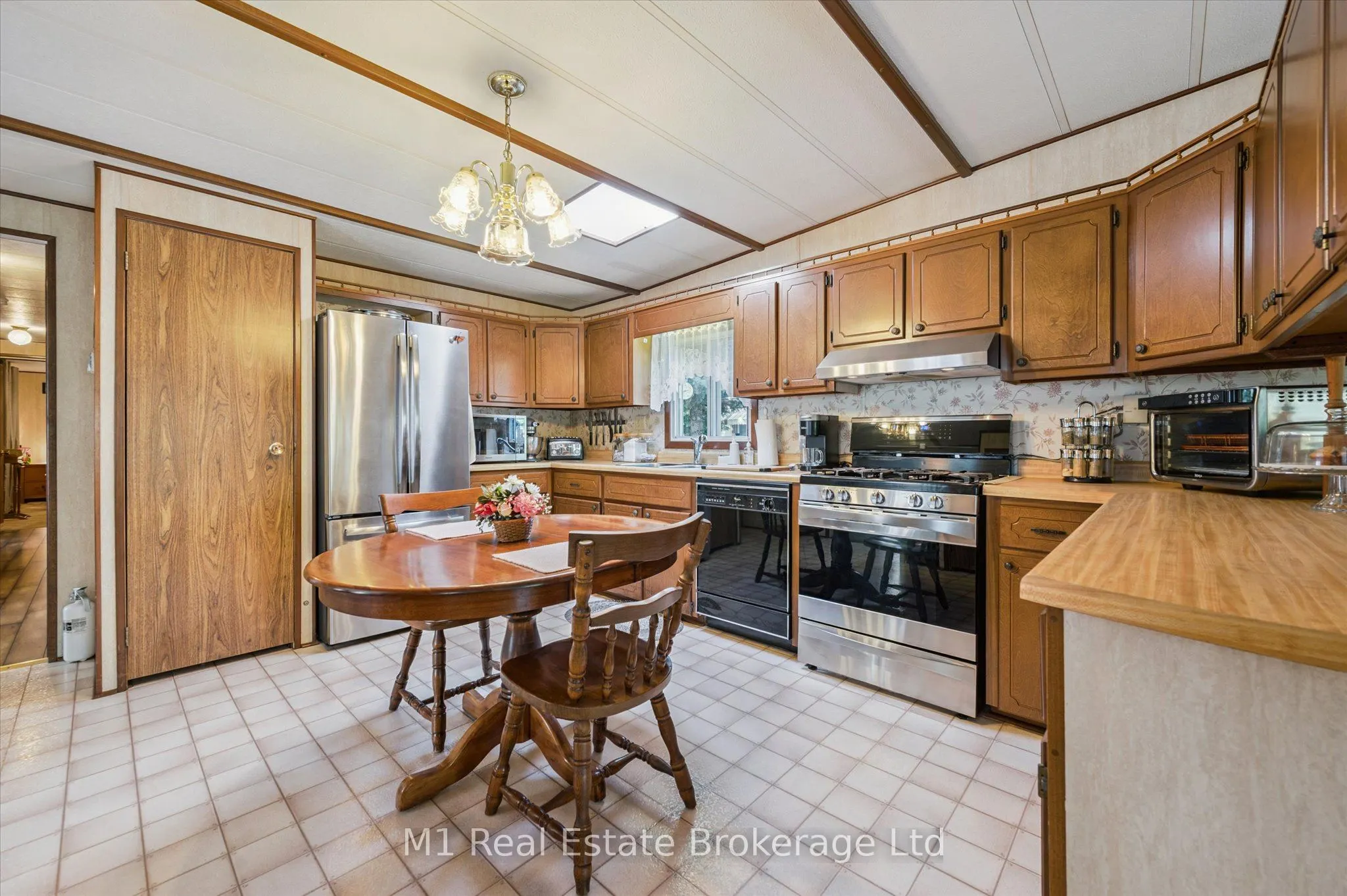 1 Grand Vista Drive