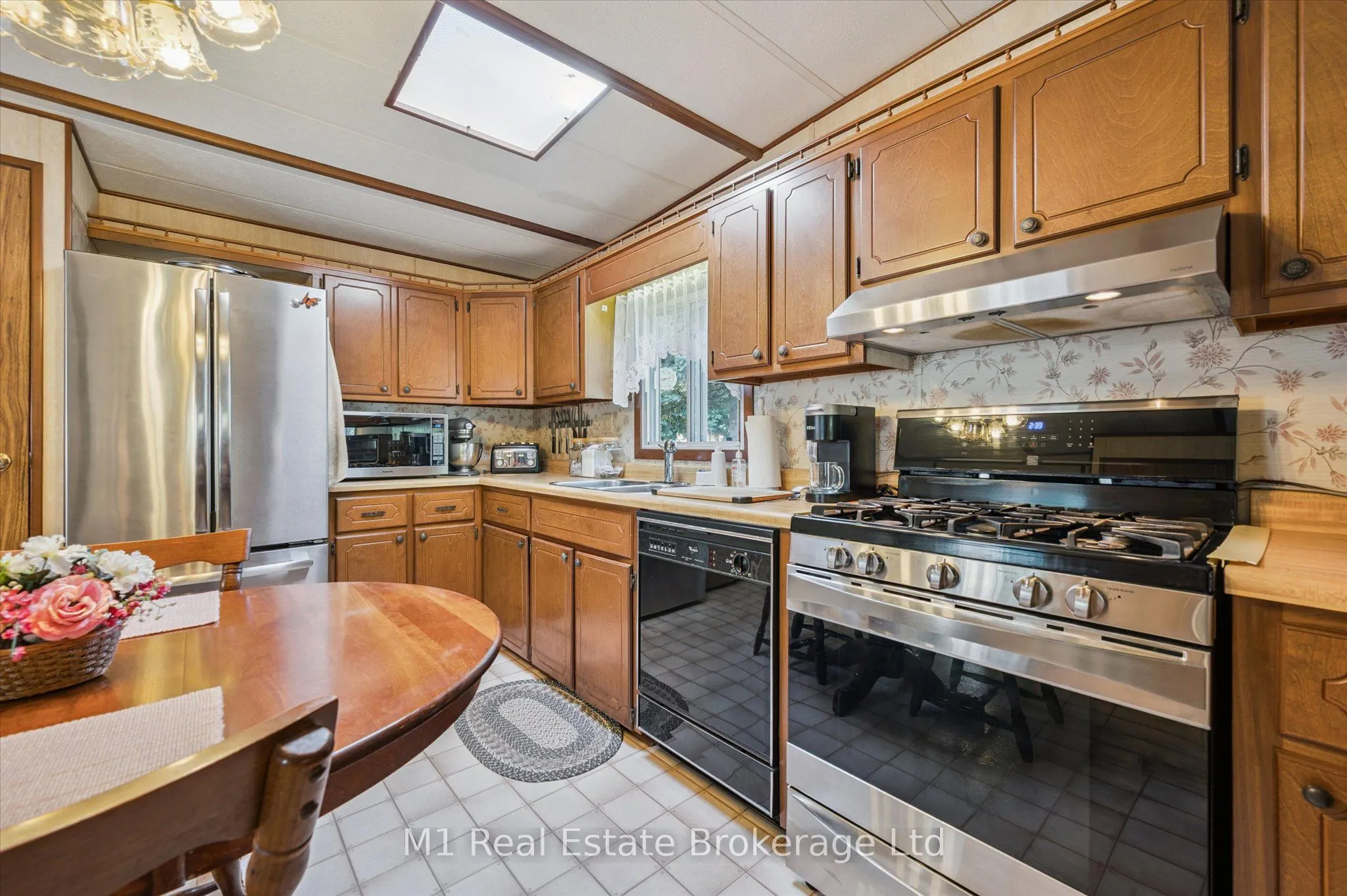 1 Grand Vista Drive