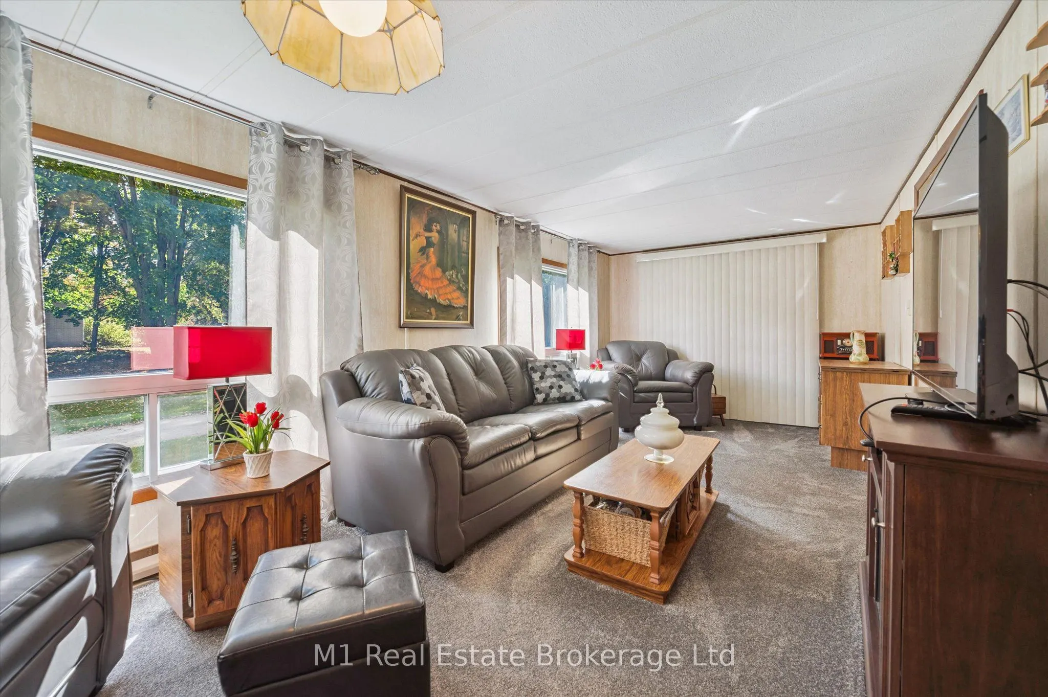 1 Grand Vista Drive