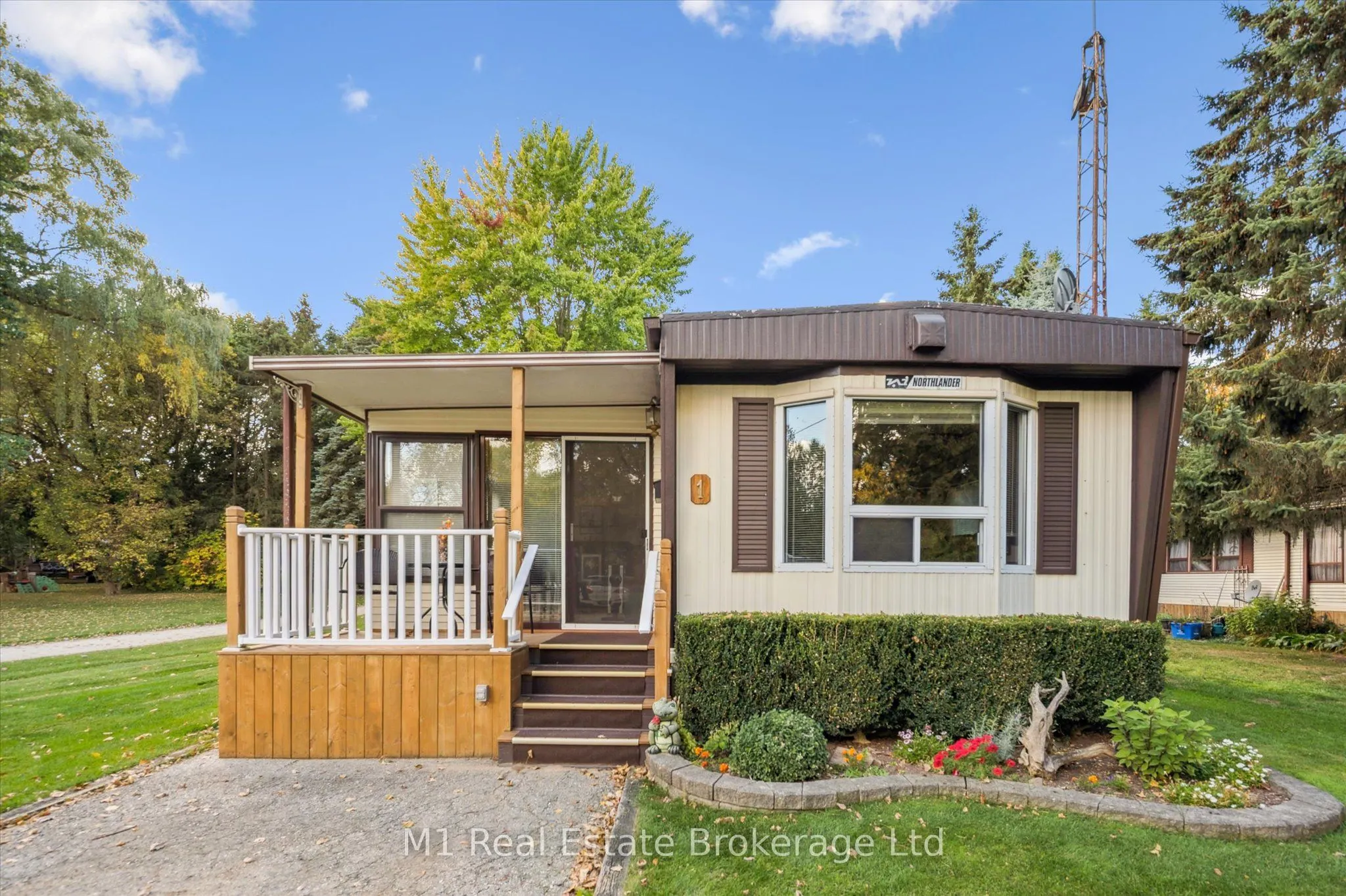 1 Grand Vista Drive
