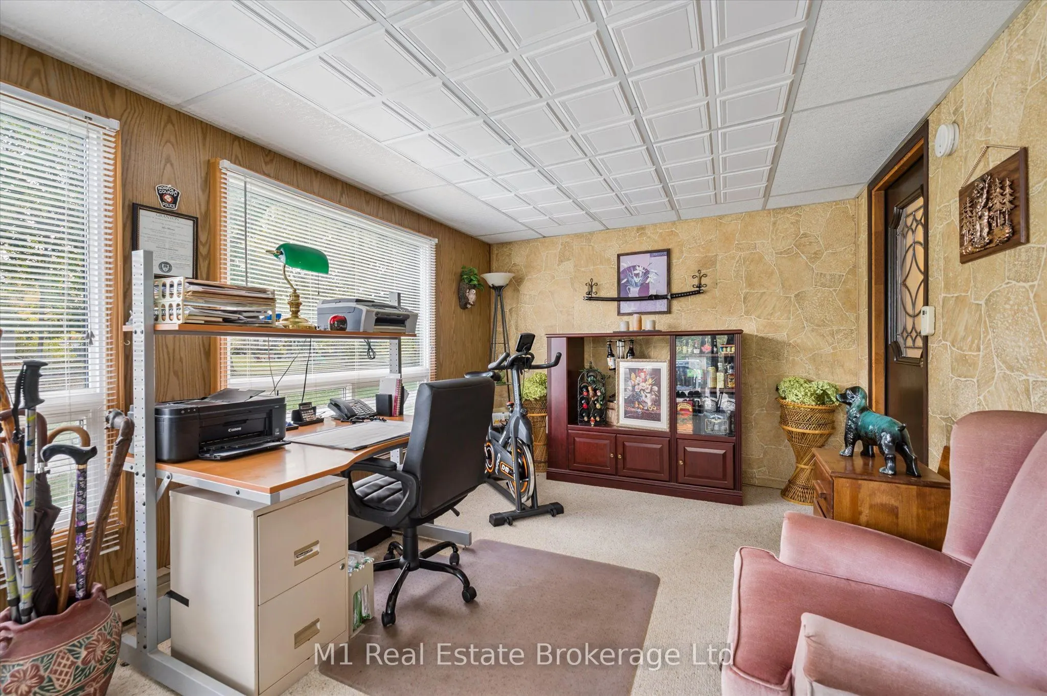 1 Grand Vista Drive