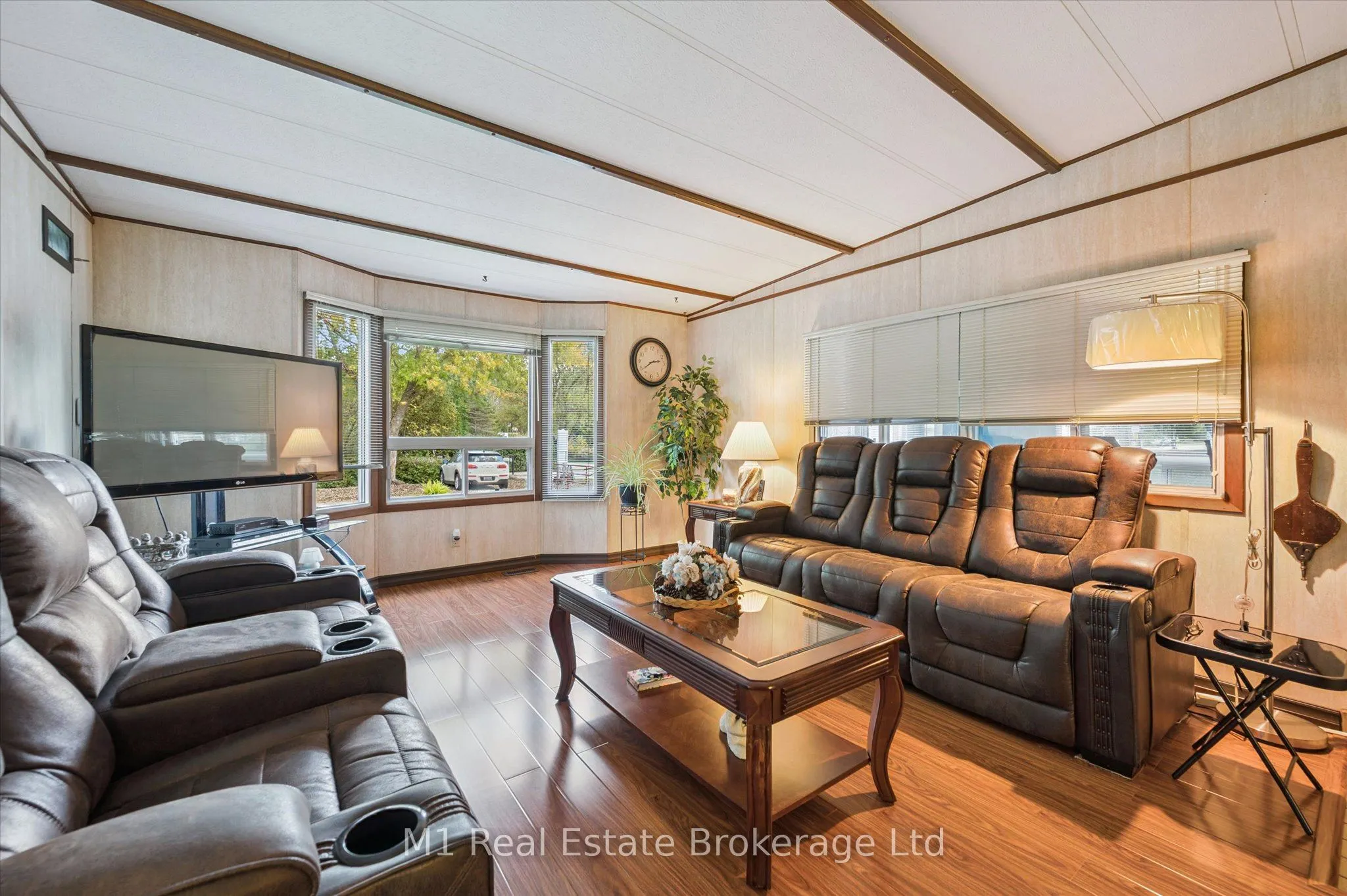 1 Grand Vista Drive