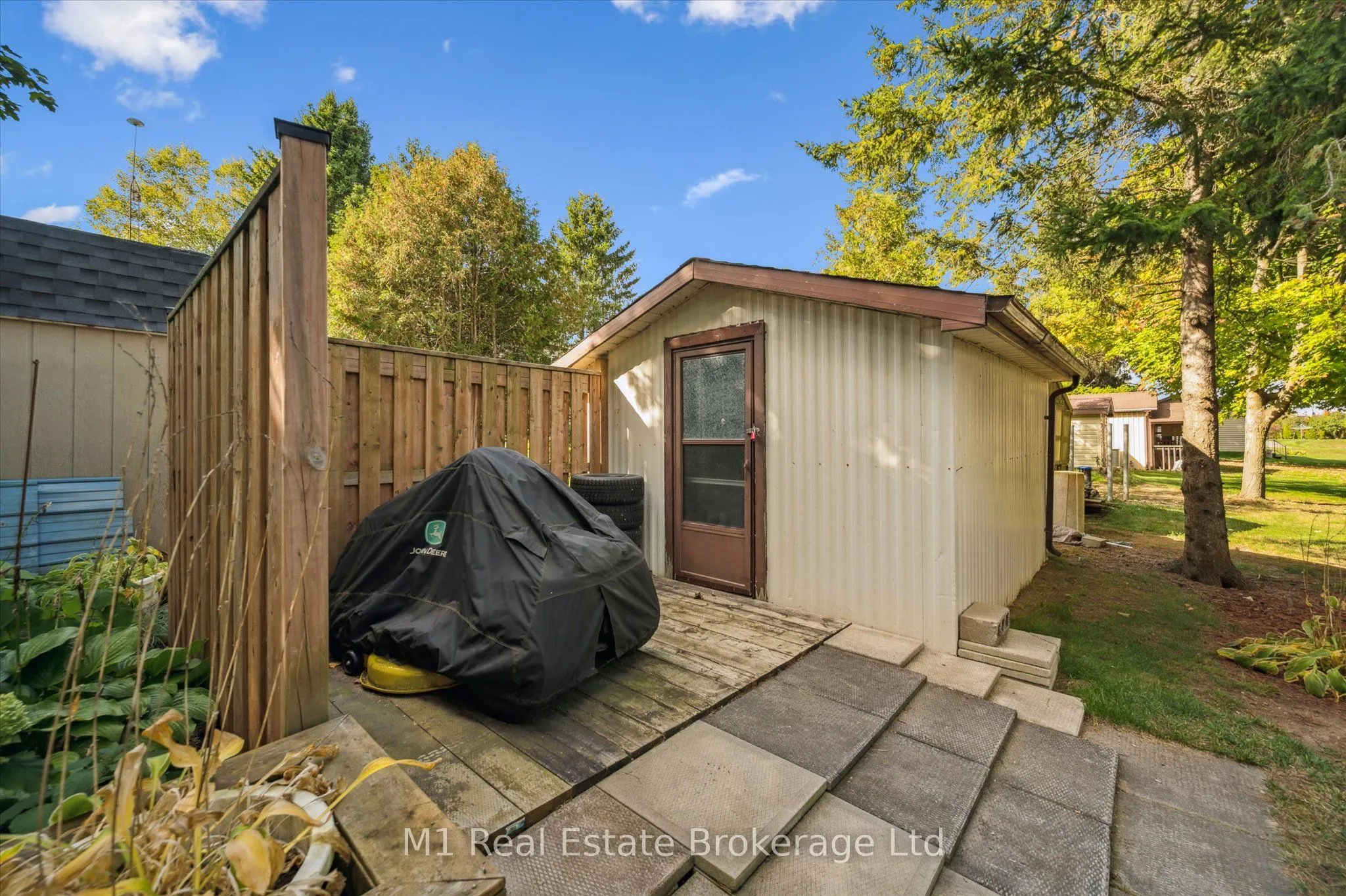 1 Grand Vista Drive