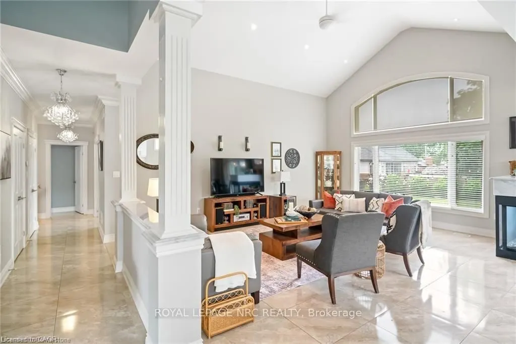 48 Casablanca Boulevard S