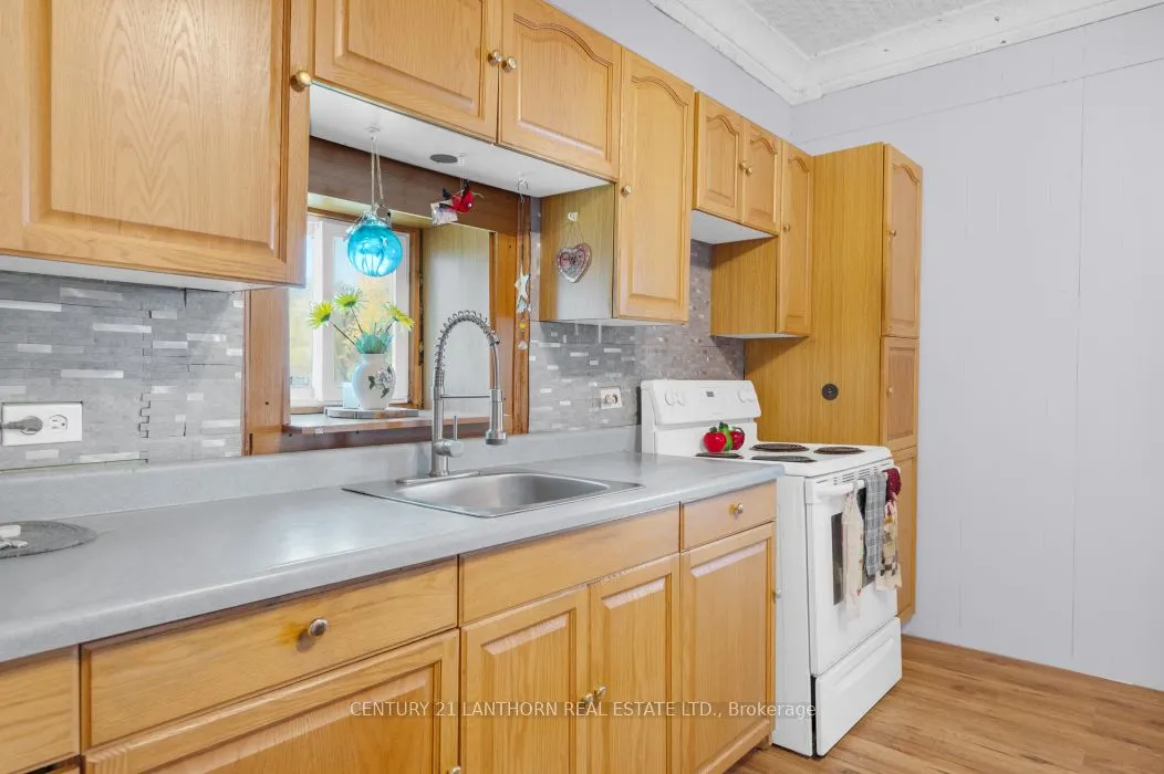 1819 Queensborough Road