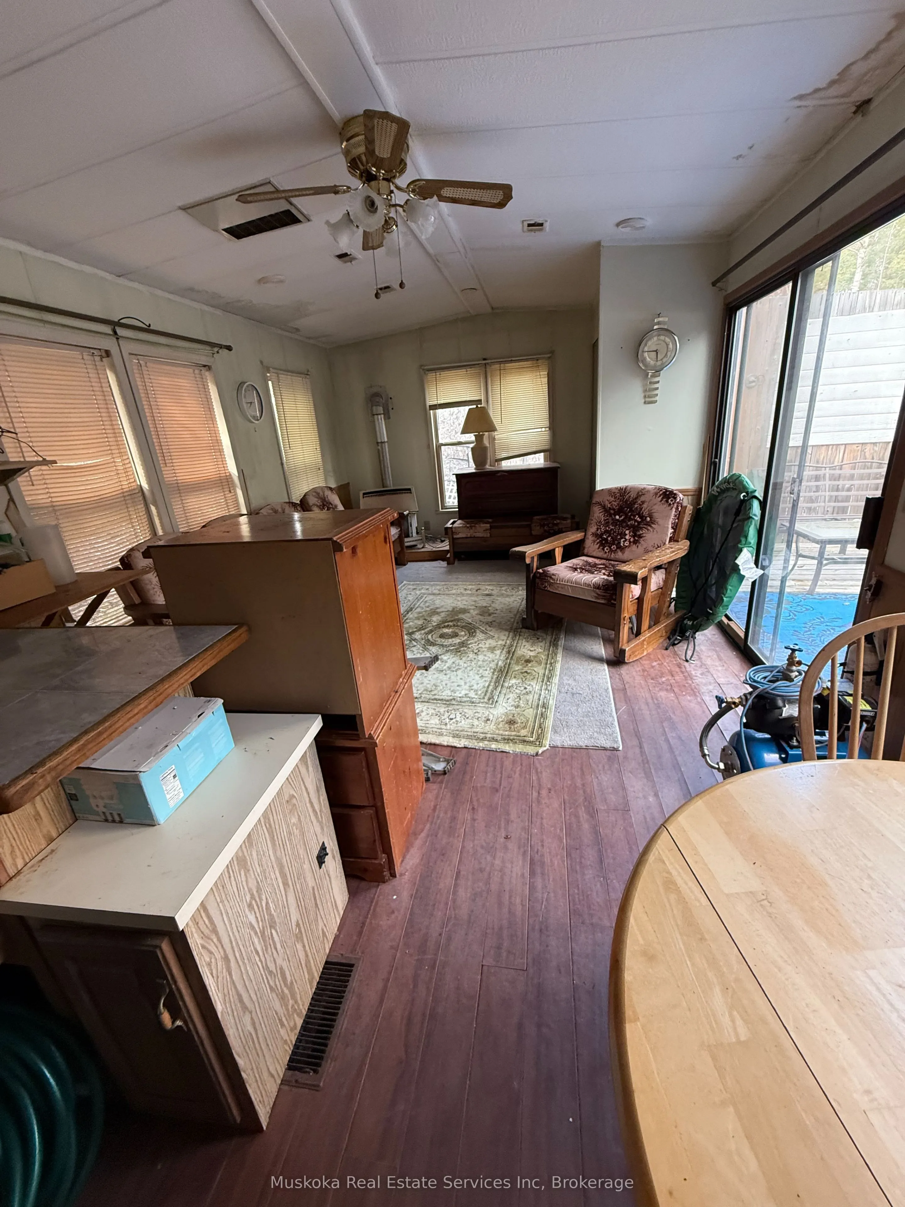 1088 MERKLEY Road