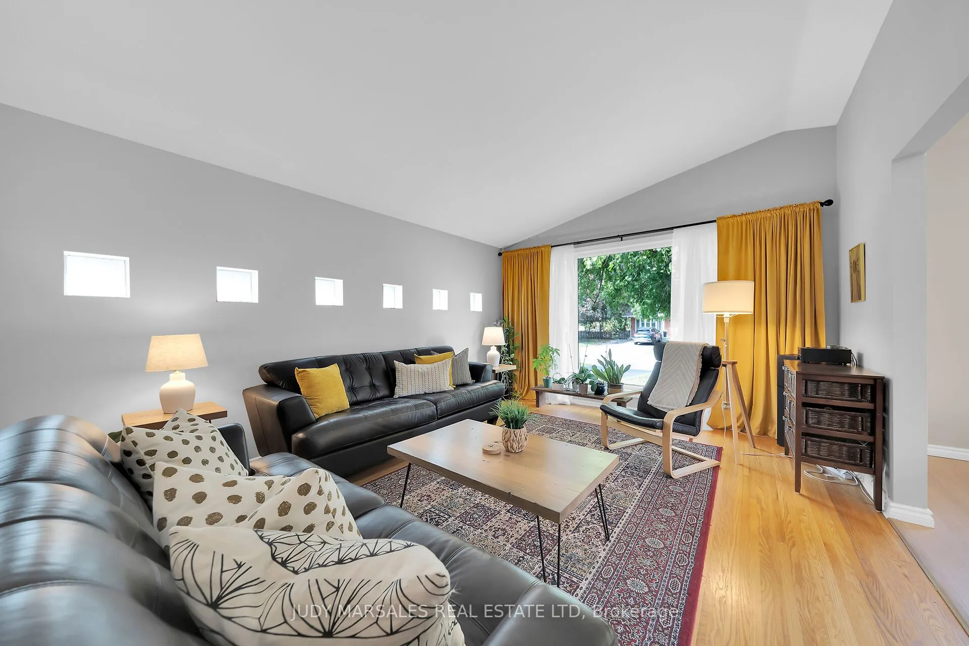 28 Pleasant Avenue