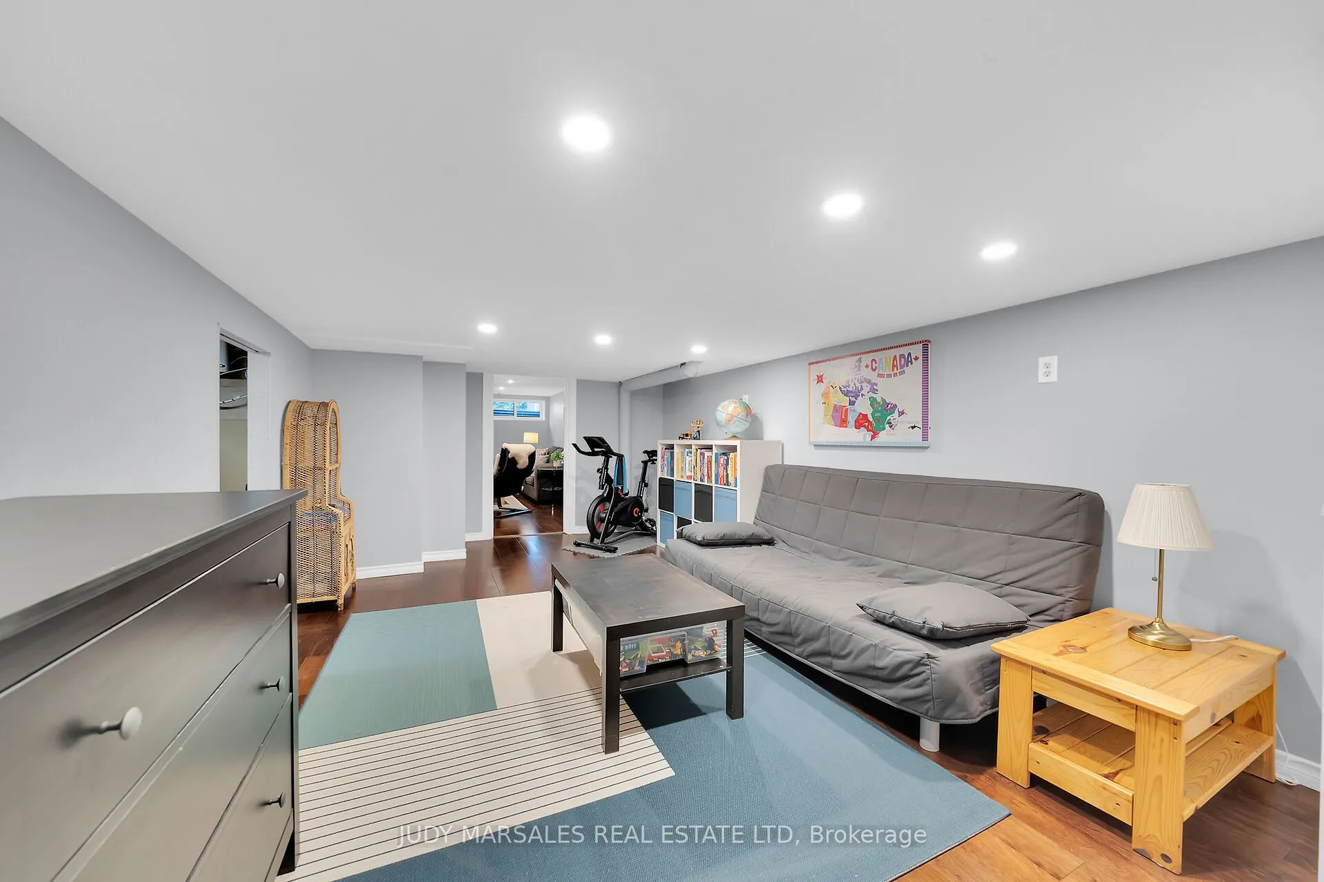 28 Pleasant Avenue
