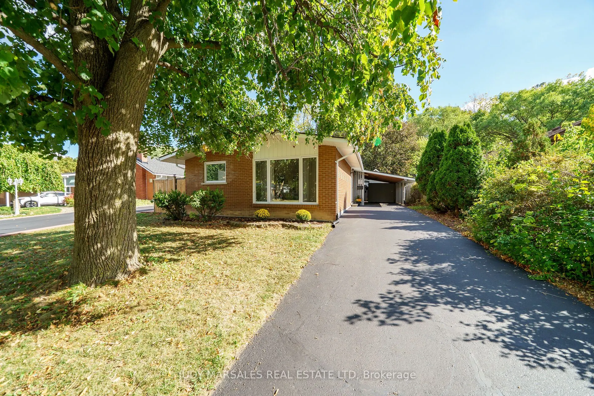 28 Pleasant Avenue