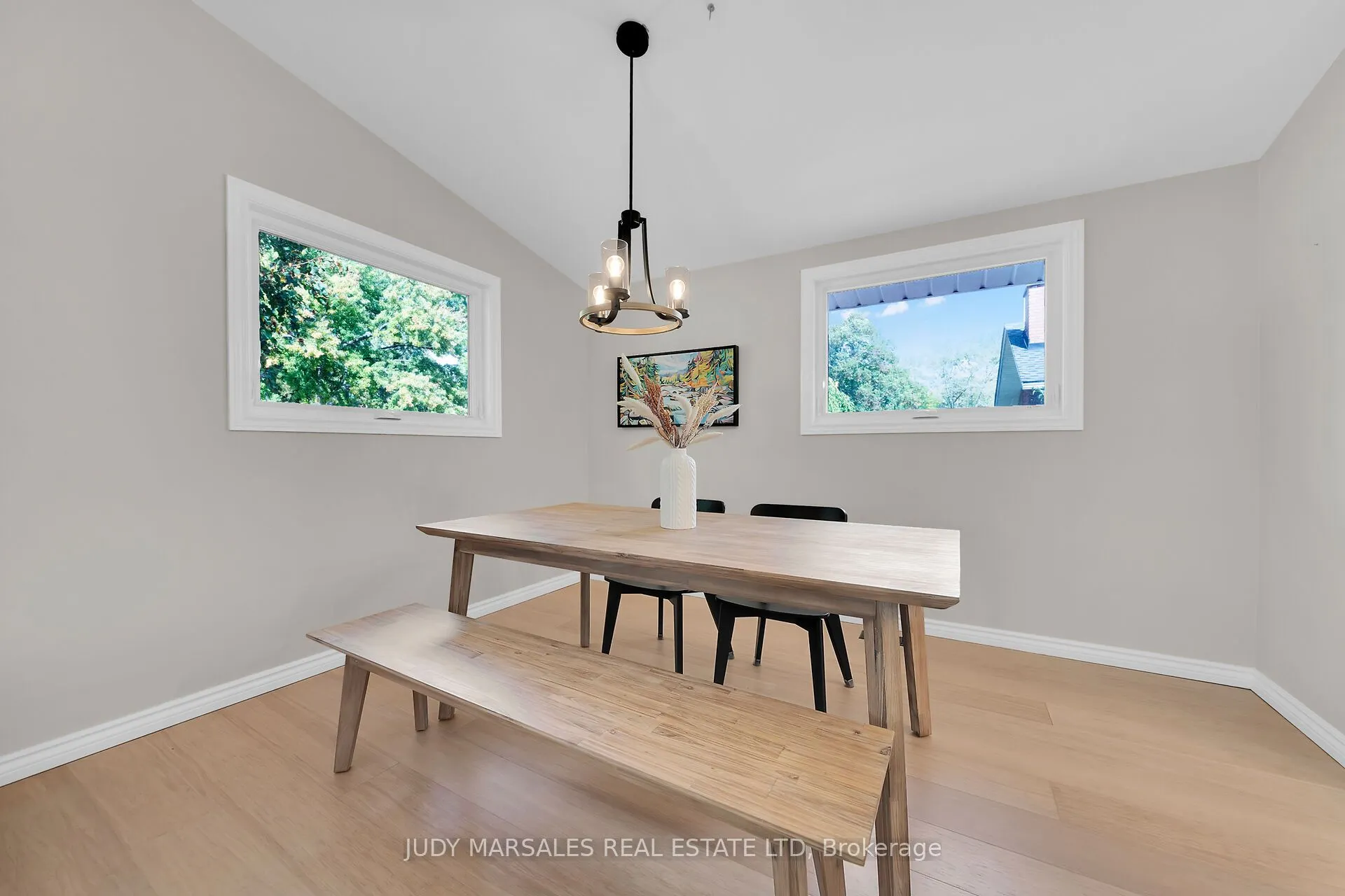 28 Pleasant Avenue