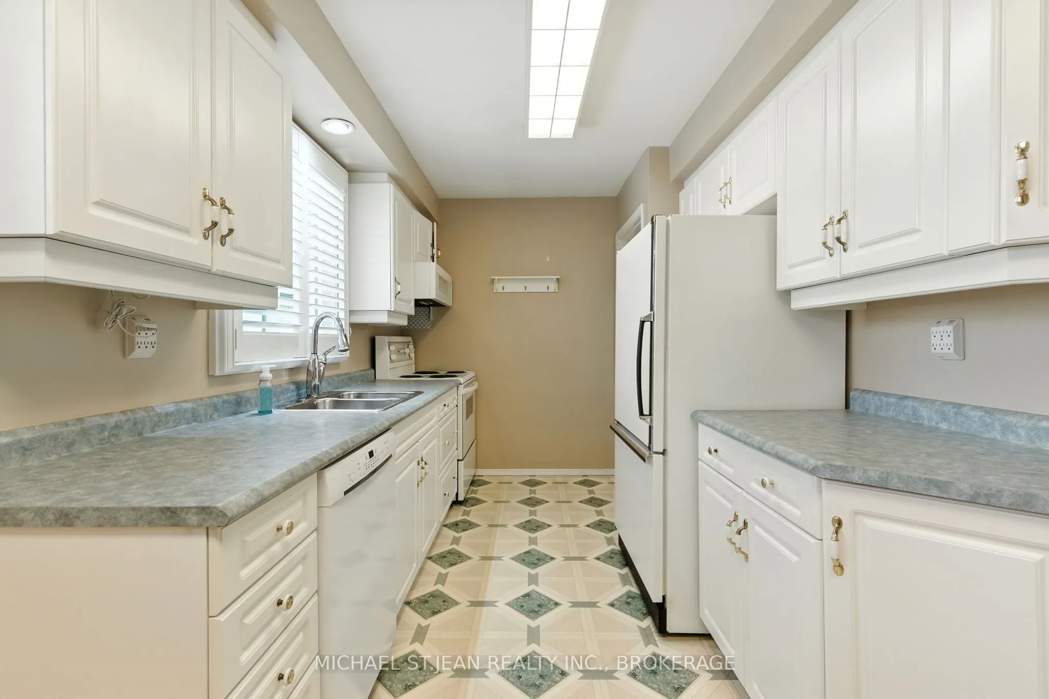 97 Kenora Avenue