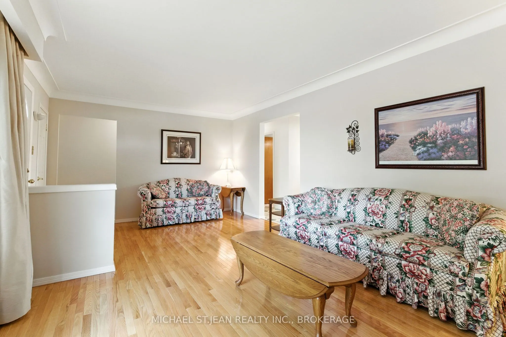 97 Kenora Avenue