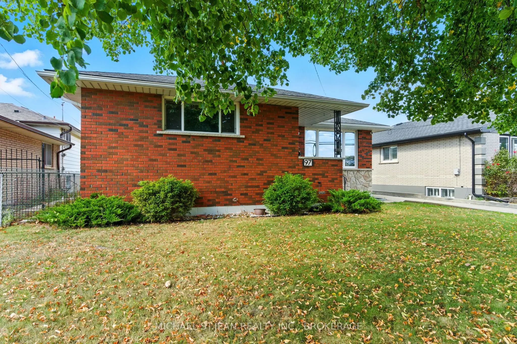 97 Kenora Avenue